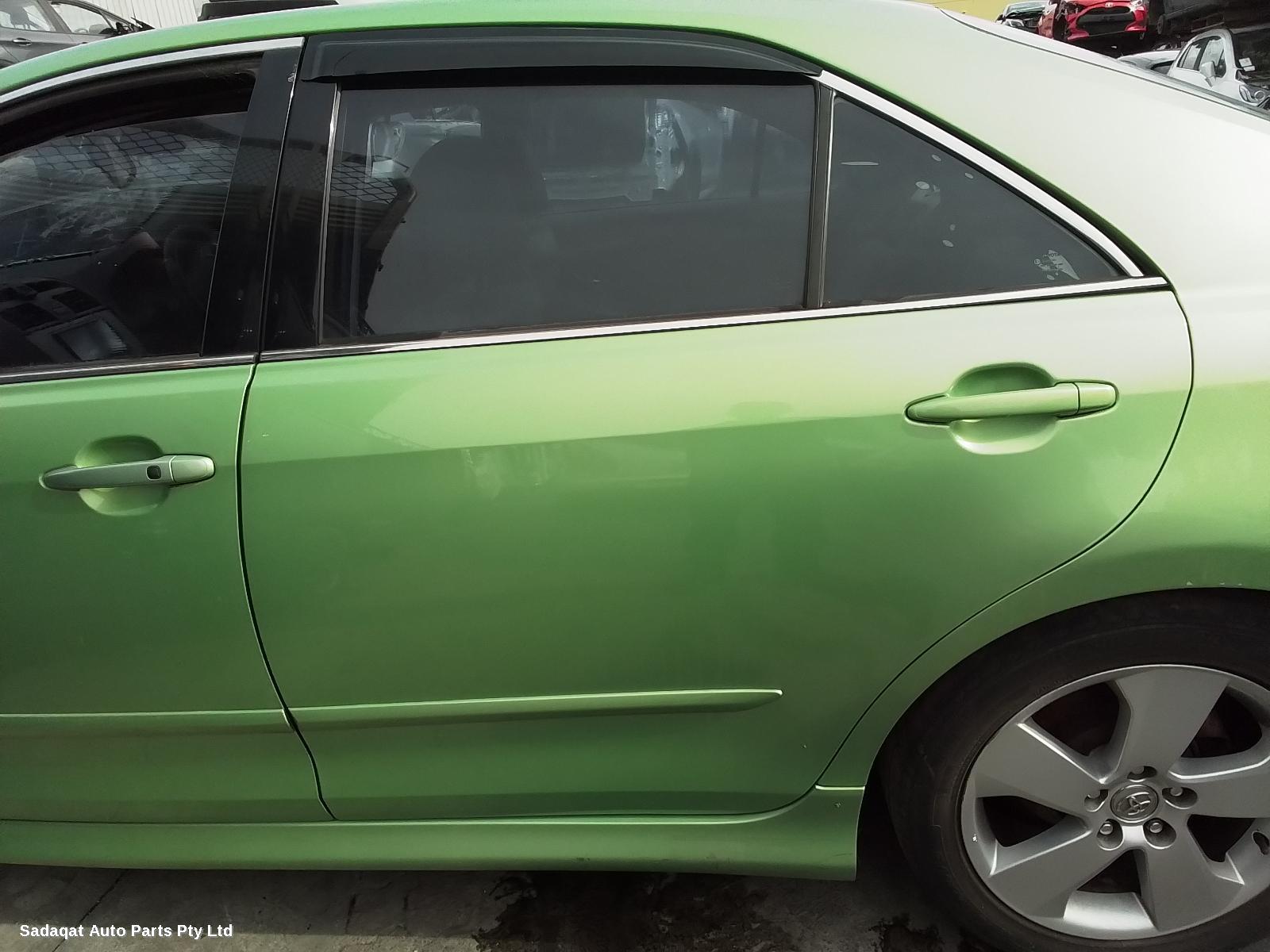 Toyota Aurion Left Guard