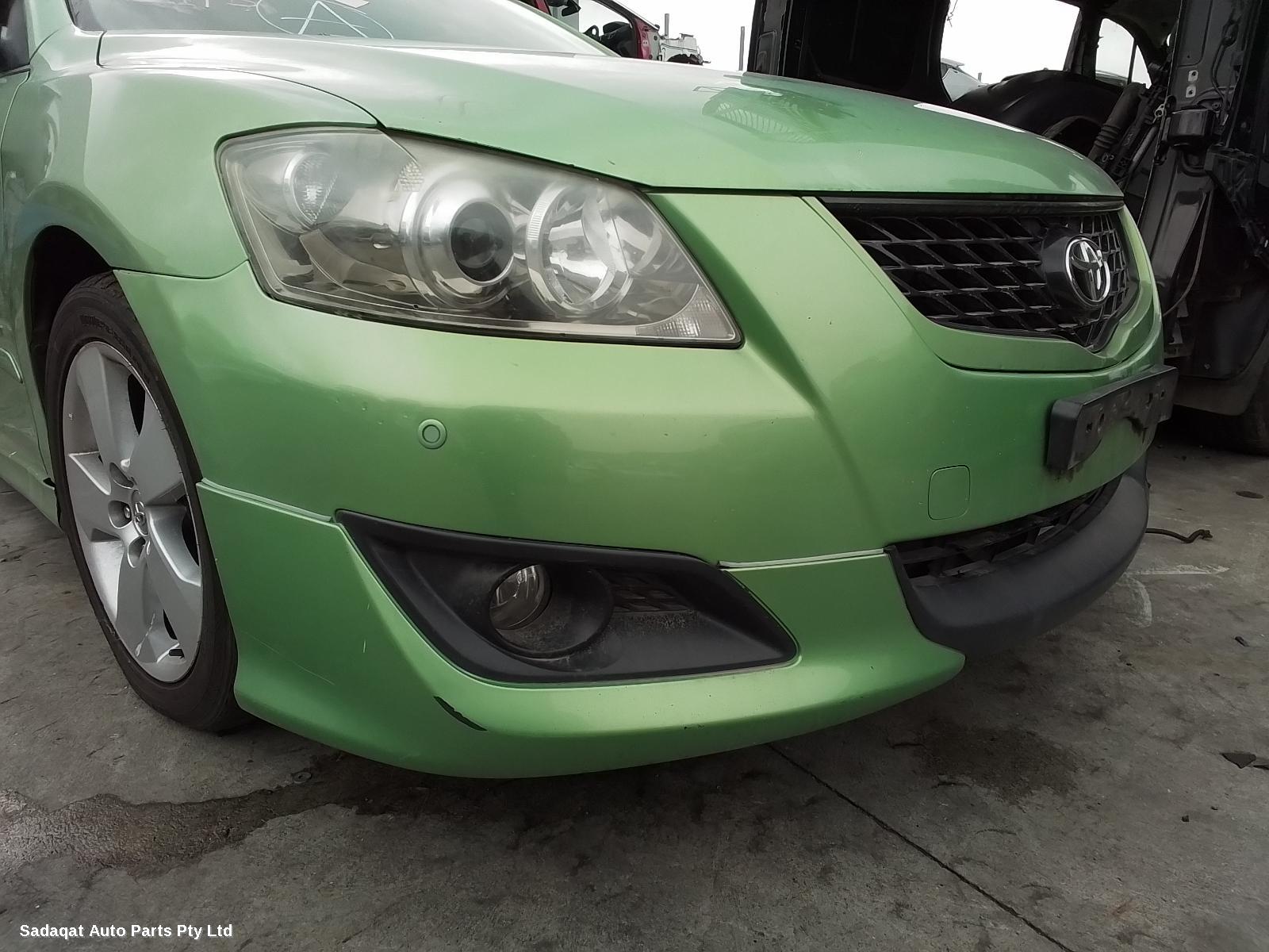 Toyota Aurion Left Guard
