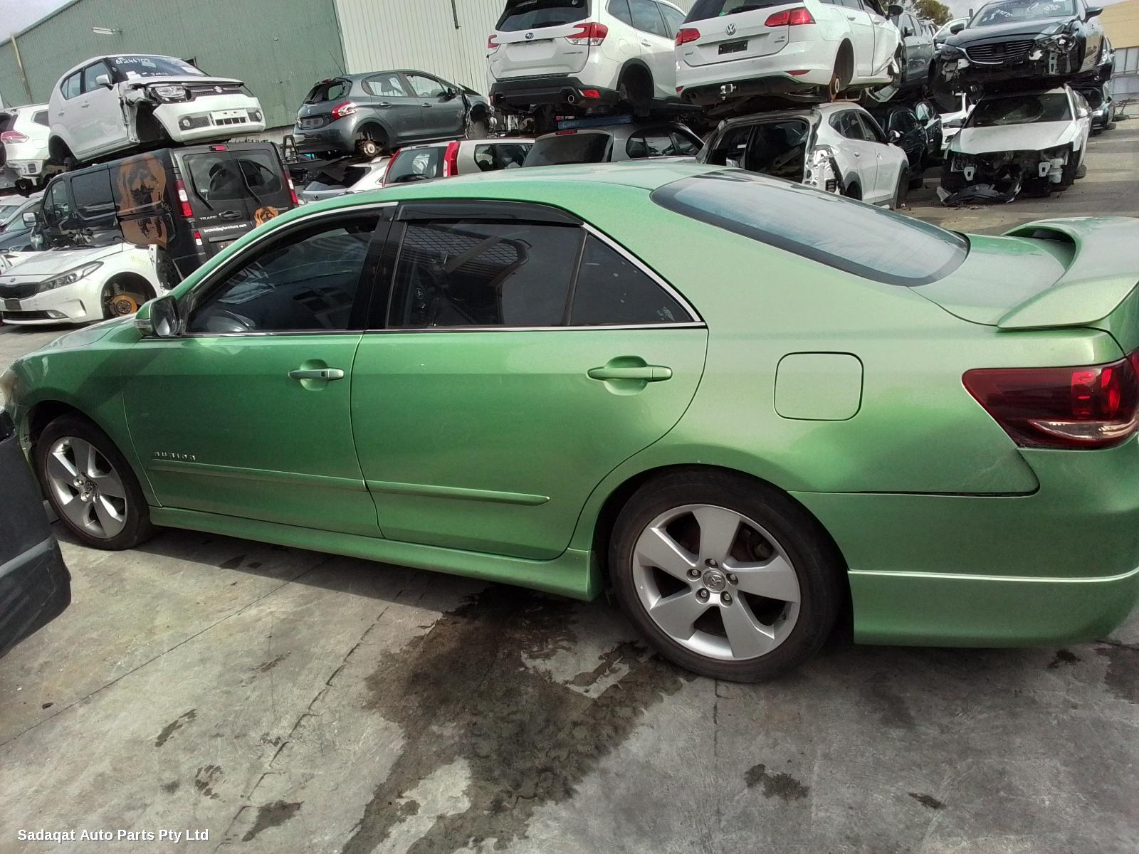Toyota Aurion Left Guard