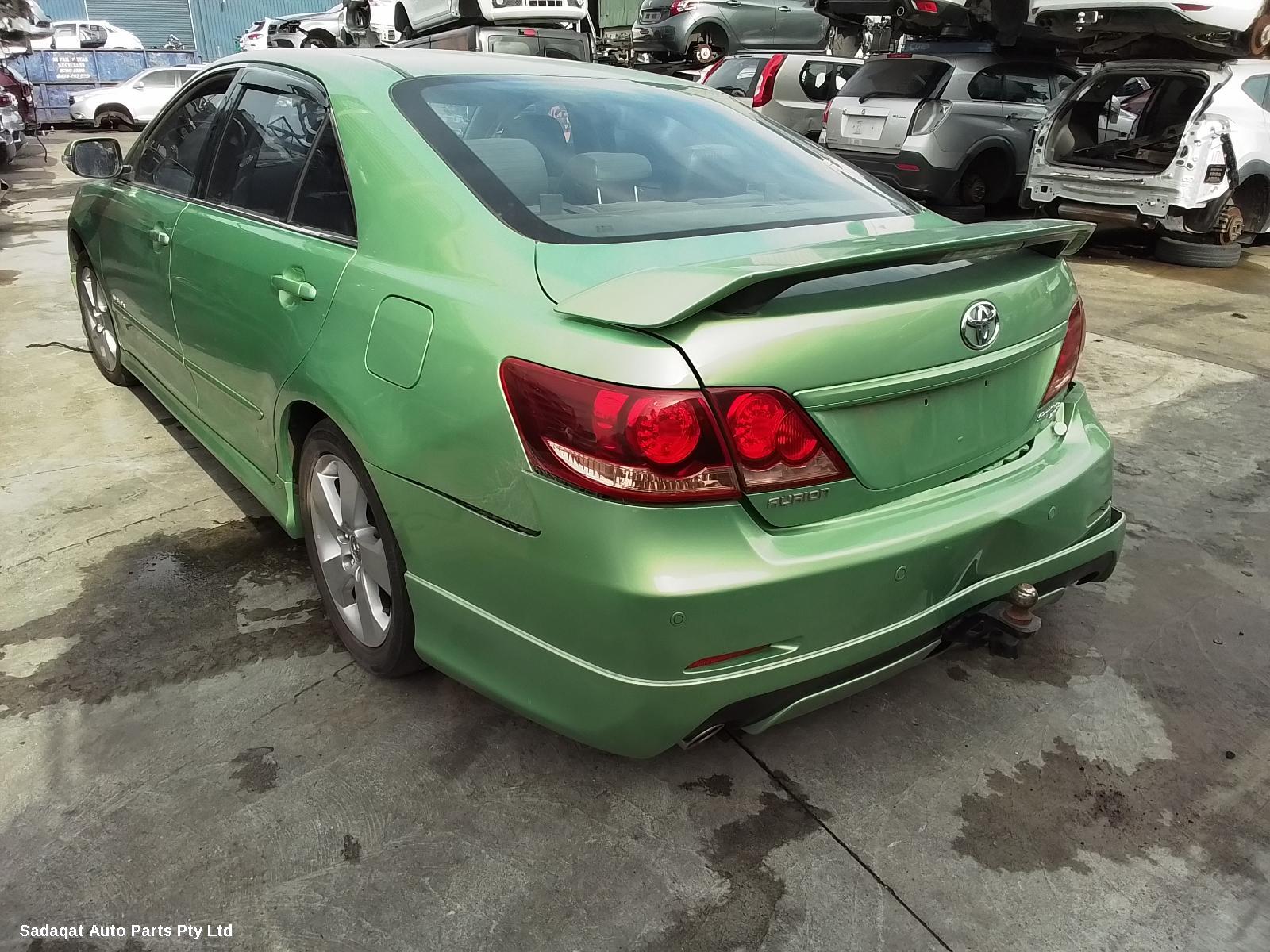 Toyota Aurion Left Guard