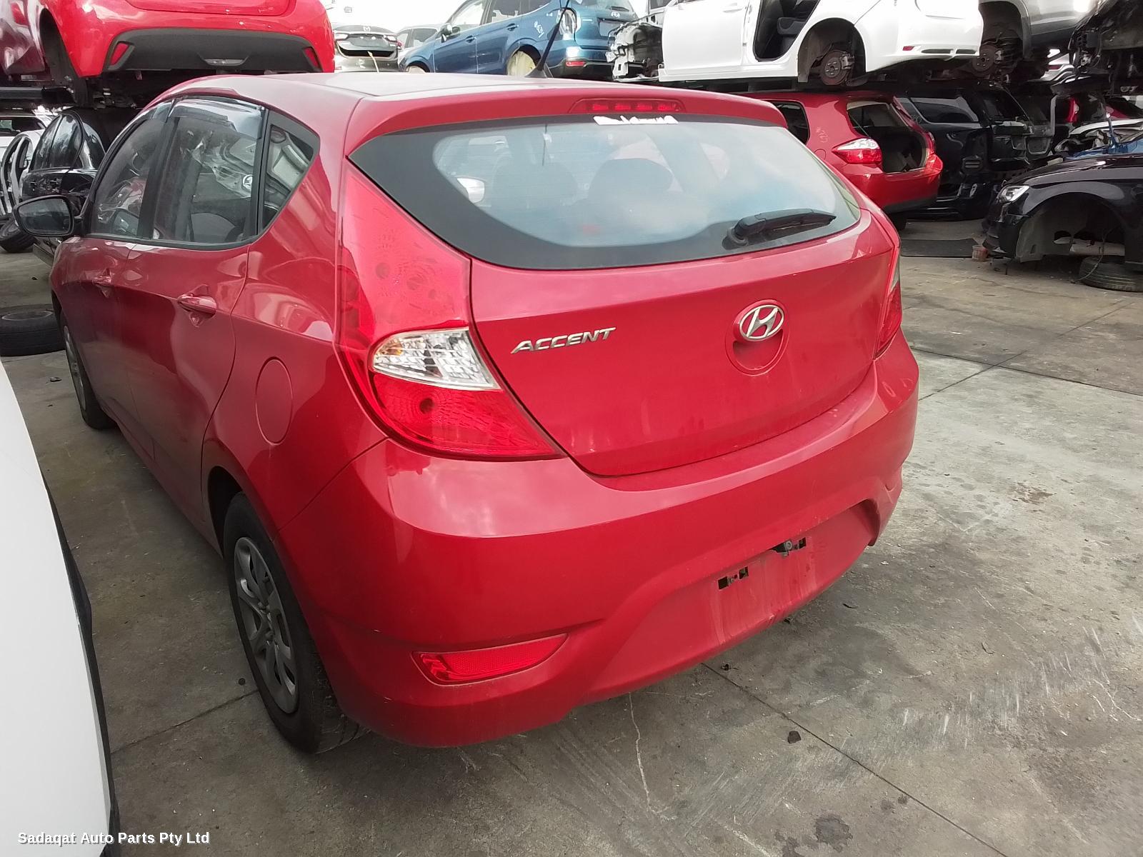 Hyundai Accent Left Guard