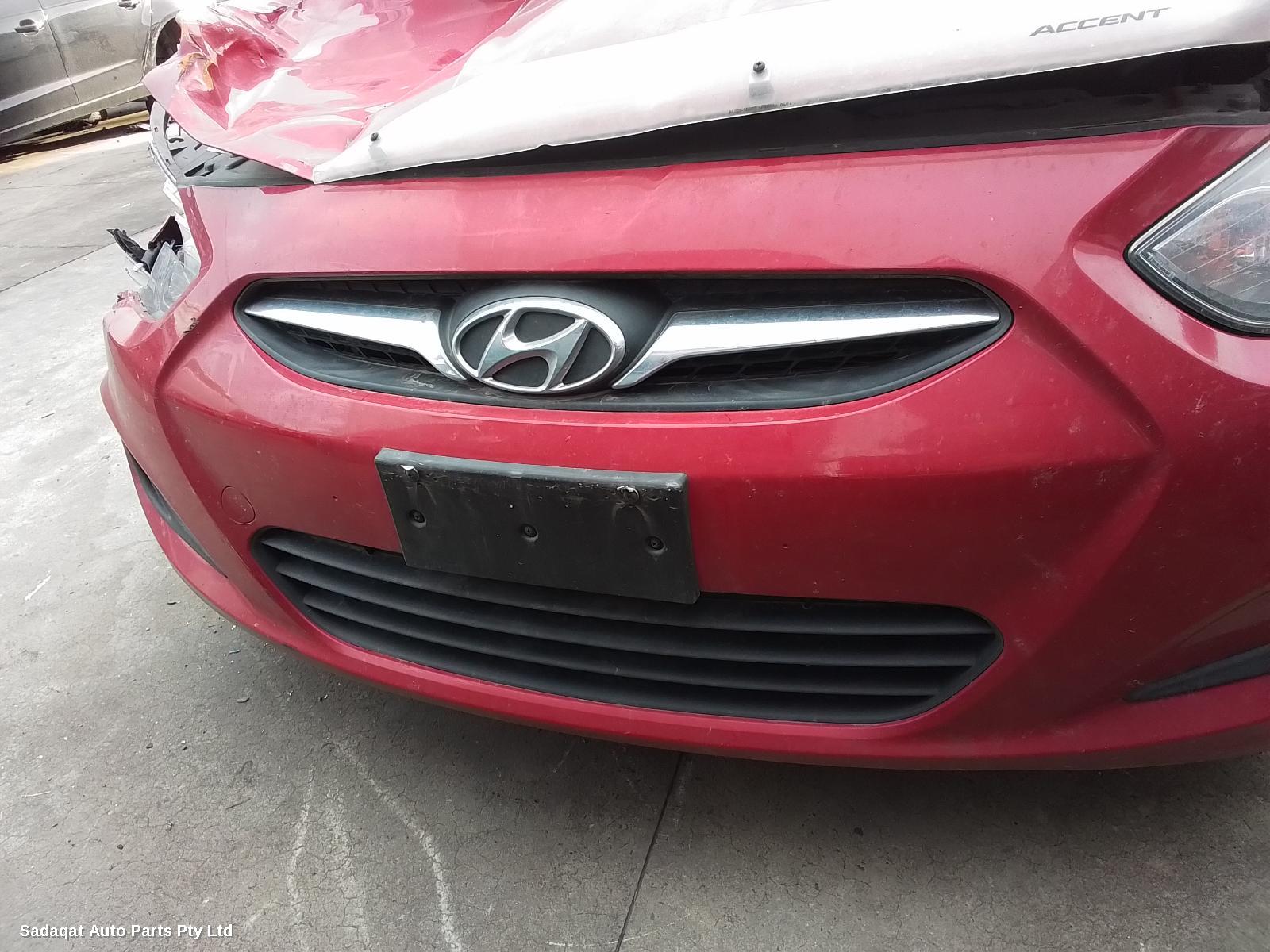 Hyundai Accent Left Guard