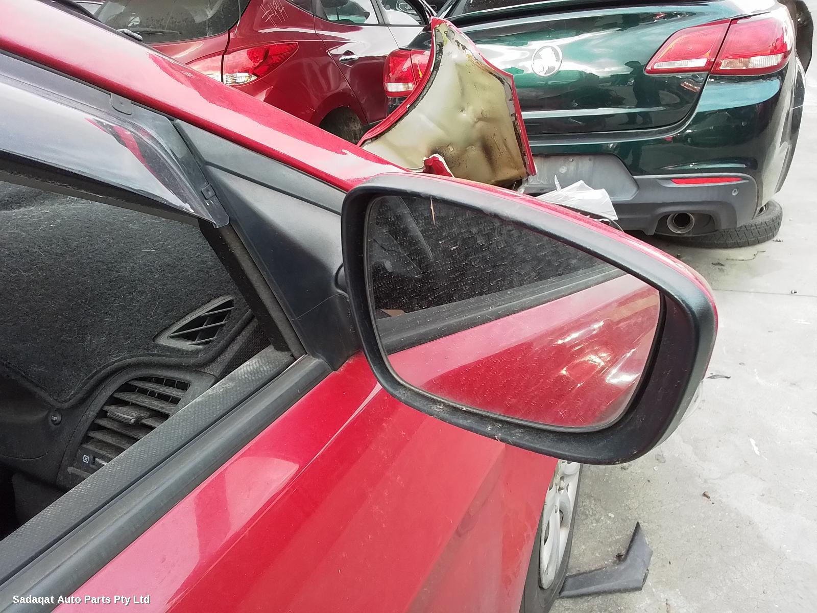 Hyundai Accent Left Guard