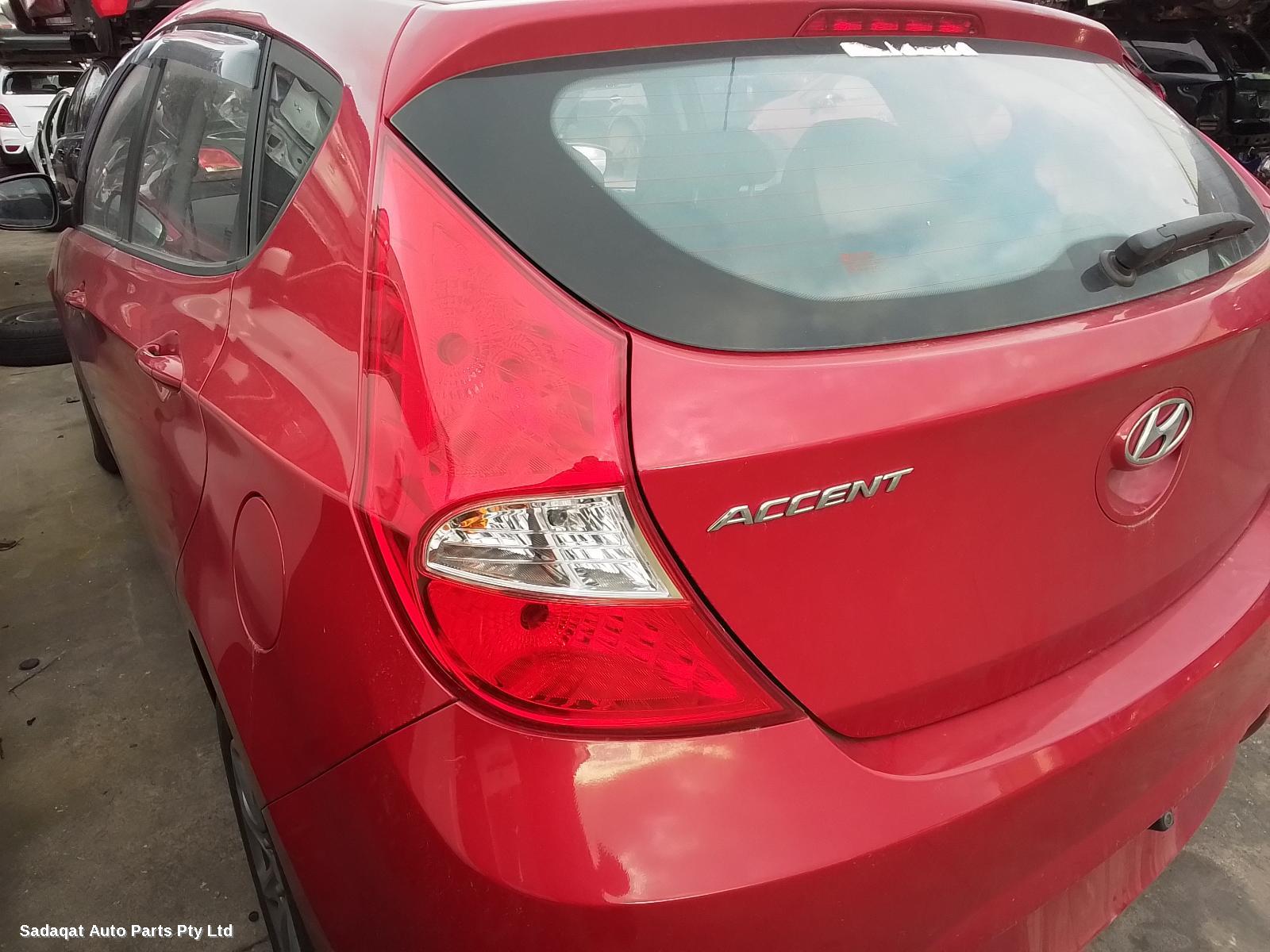 Hyundai Accent Left Guard