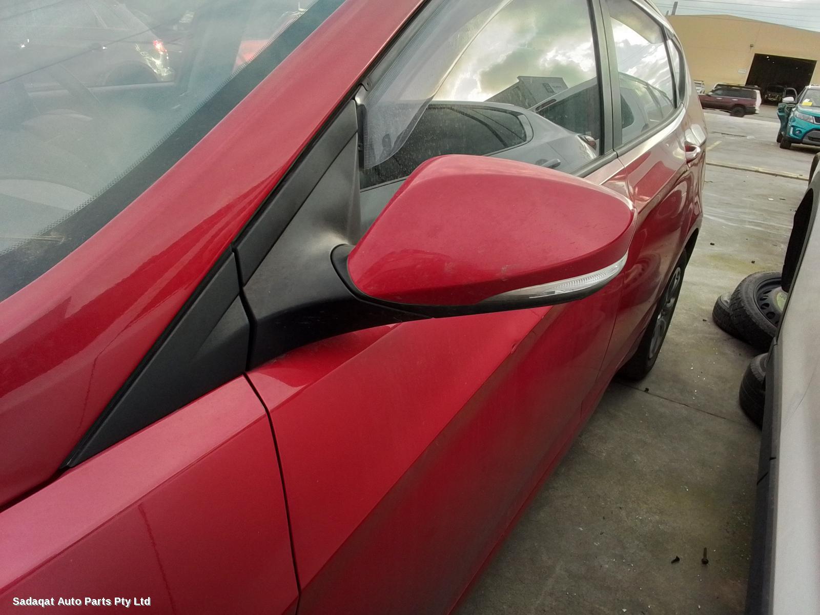 Hyundai Accent Left Guard