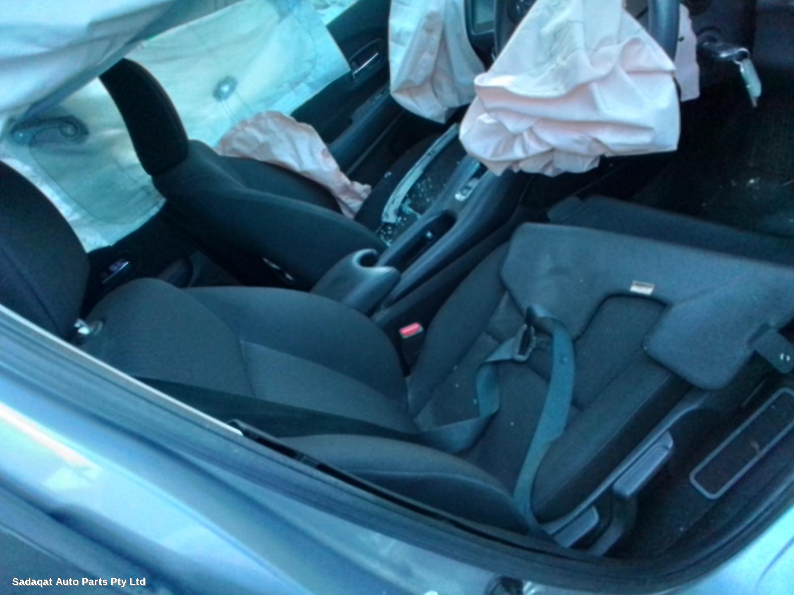 Honda Hrv Right Front Door