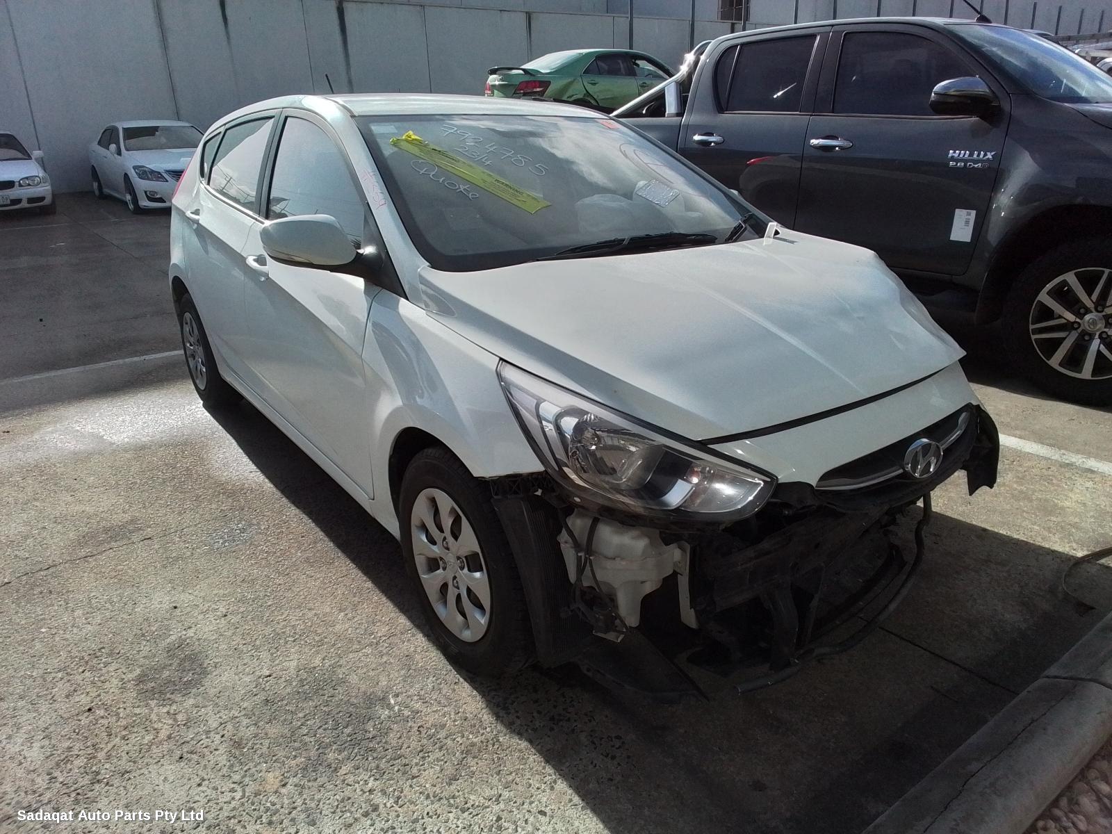 Hyundai Accent Bootlid/tailgate