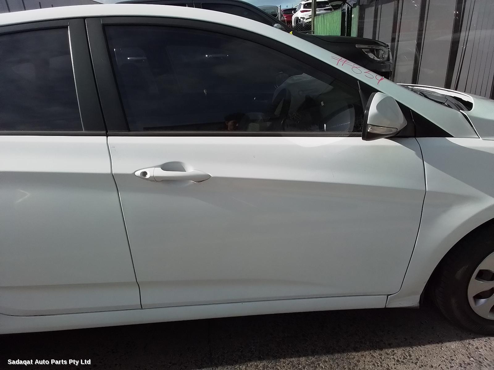 Hyundai Accent Bootlid/tailgate