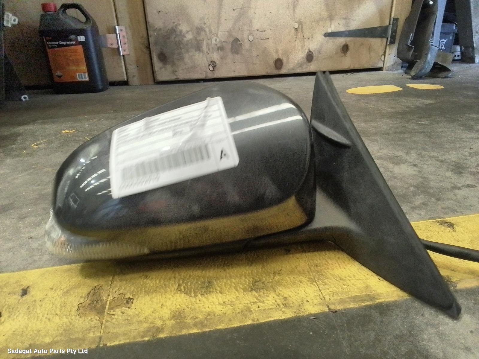 Toyota Camry Right Door Mirror