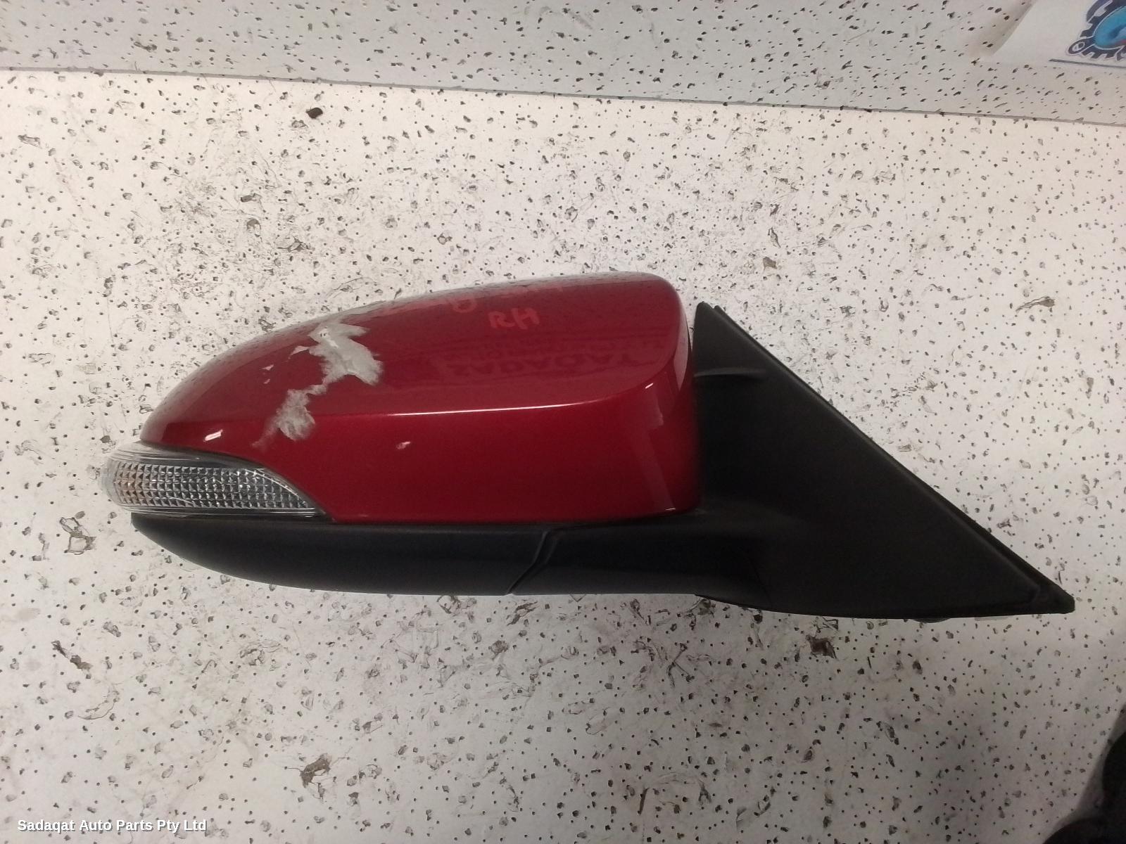 Toyota Camry Right Door Mirror