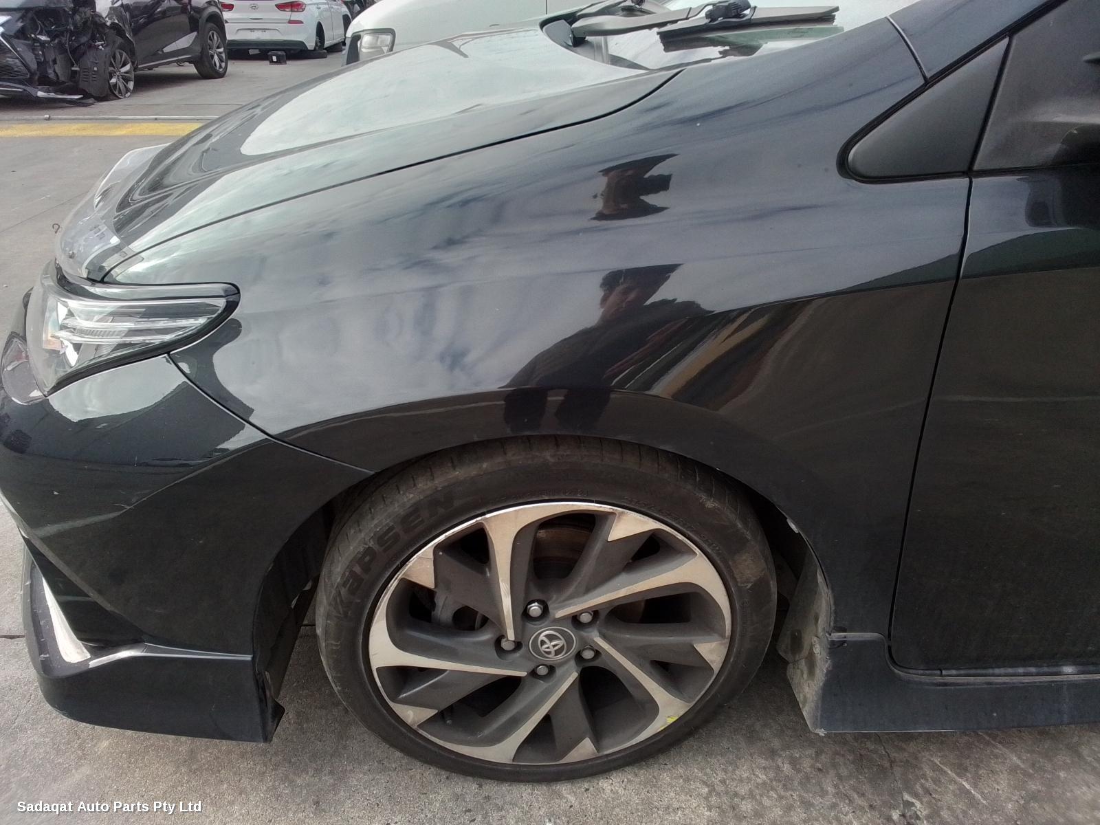 Toyota Corolla Right Guard