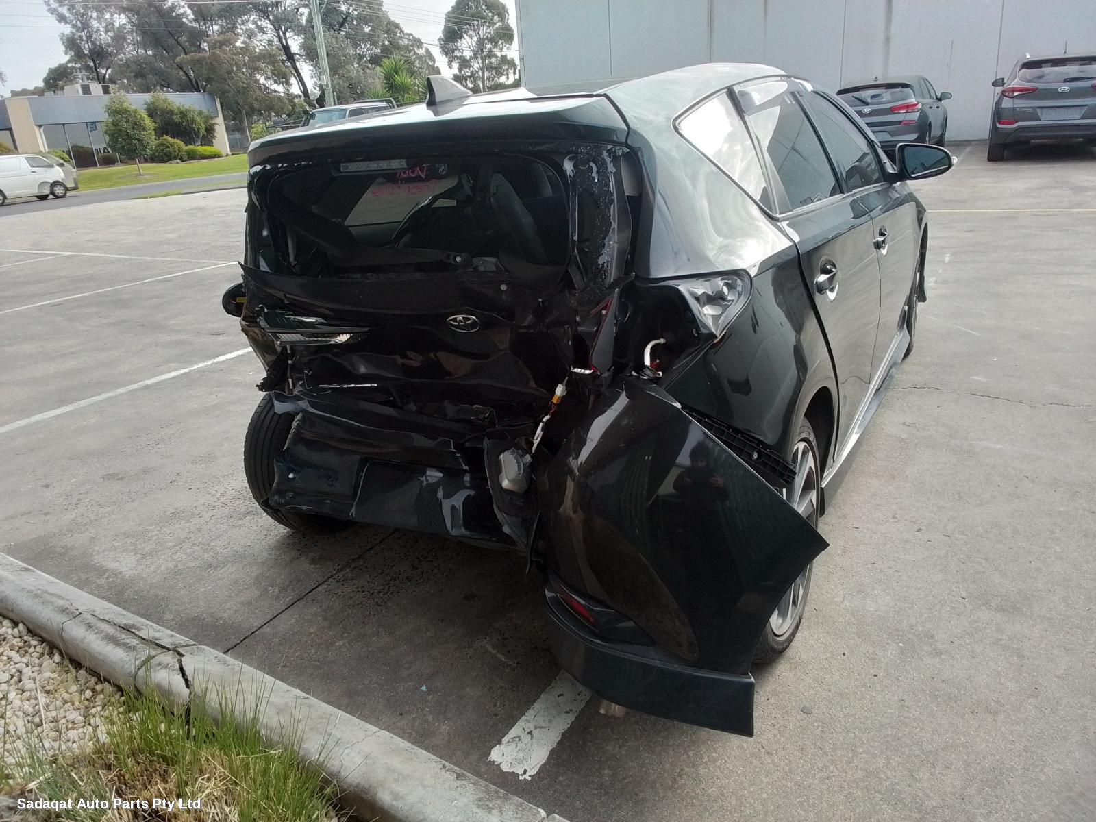 Toyota Corolla Right Guard