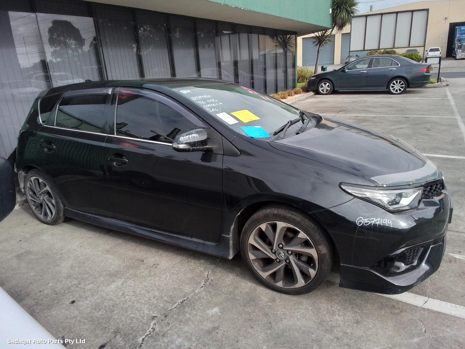 Toyota Corolla Right Guard