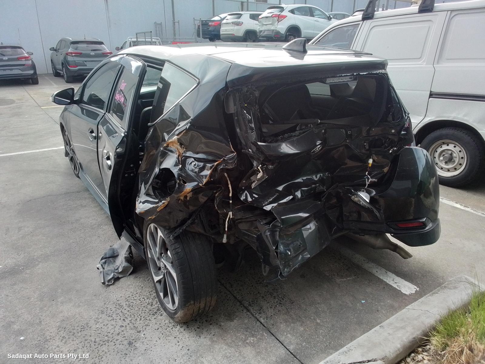 Toyota Corolla Right Guard