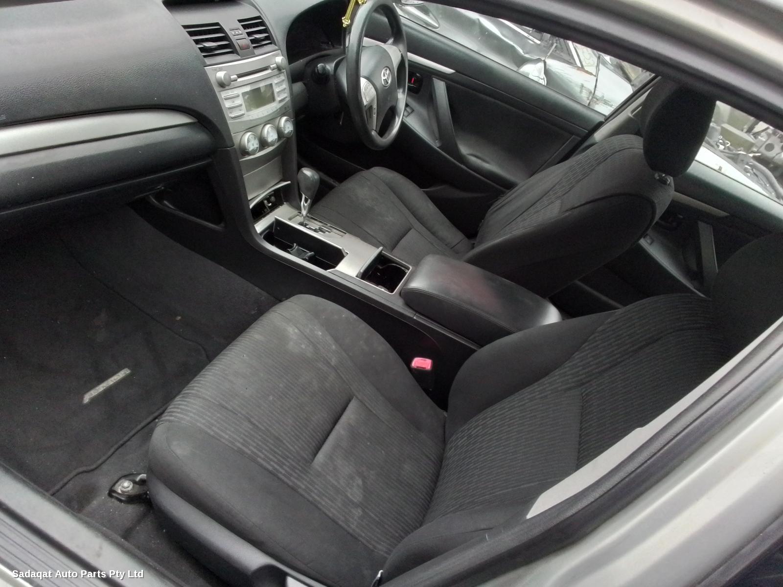 Toyota Aurion Side Step/skirt