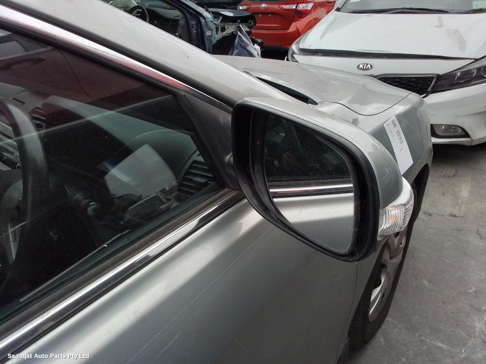 Toyota Aurion Side Step/skirt