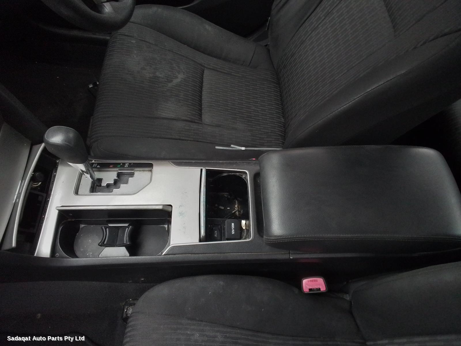 Toyota Aurion Side Step/skirt