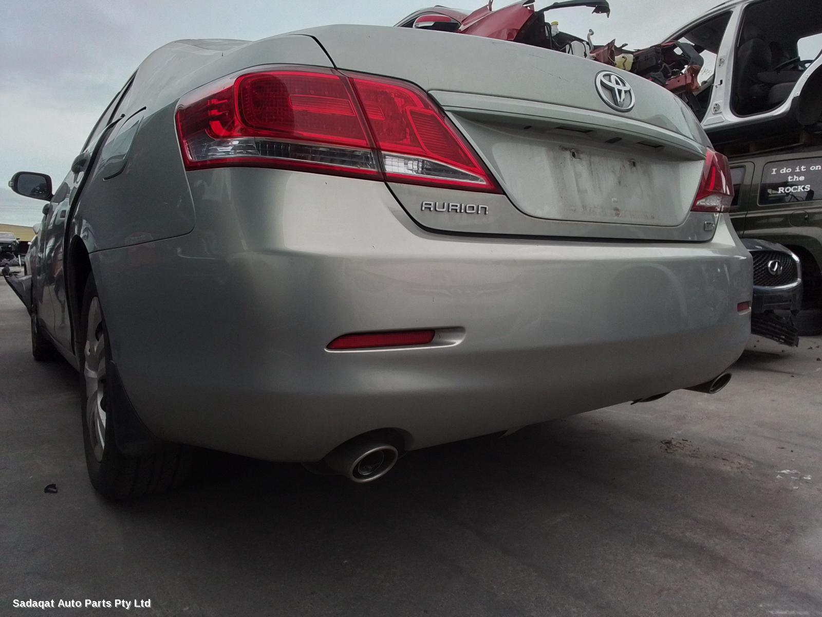 Toyota Aurion Side Step/skirt