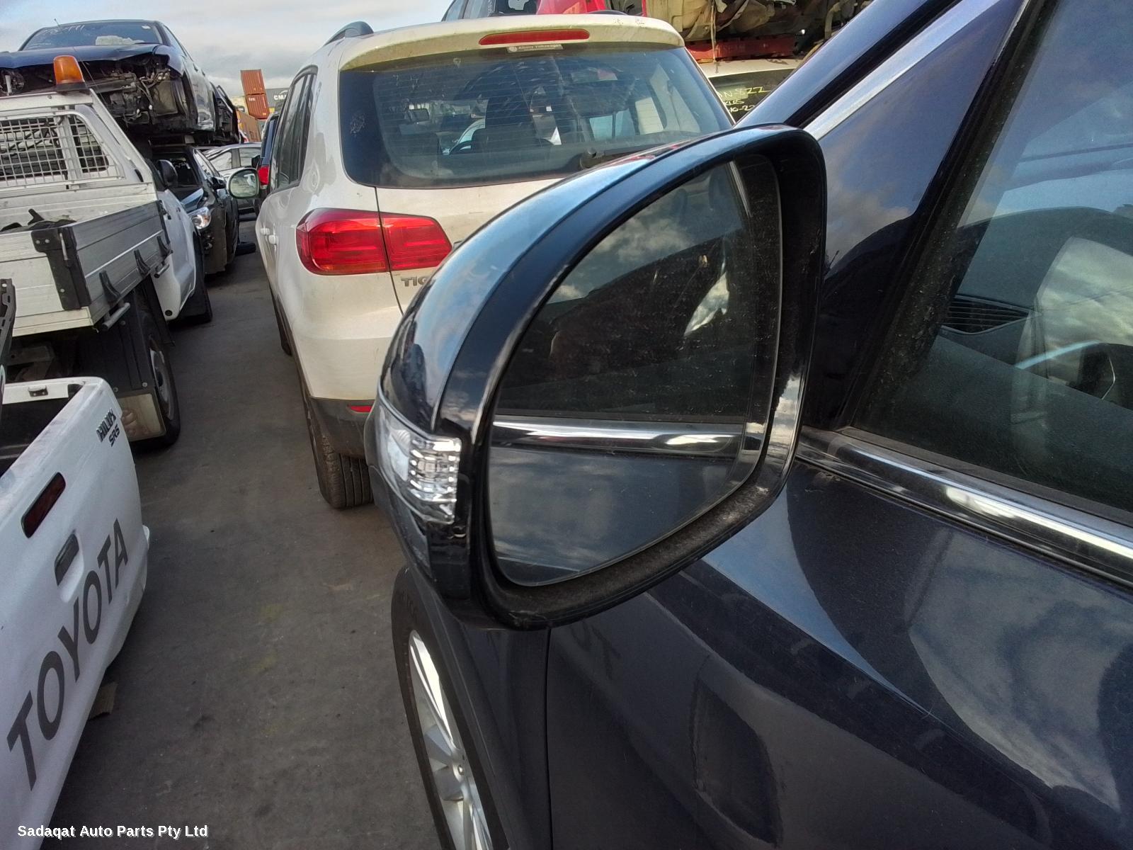 Kia Sportage Right Headlamp