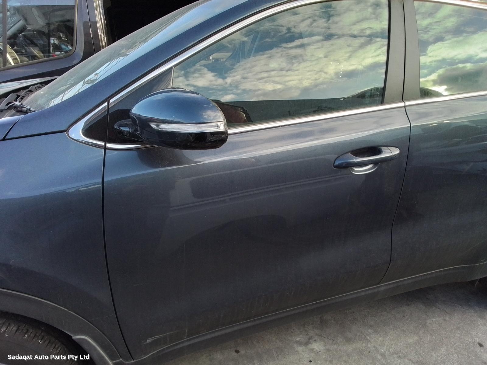 Kia Sportage Right Headlamp