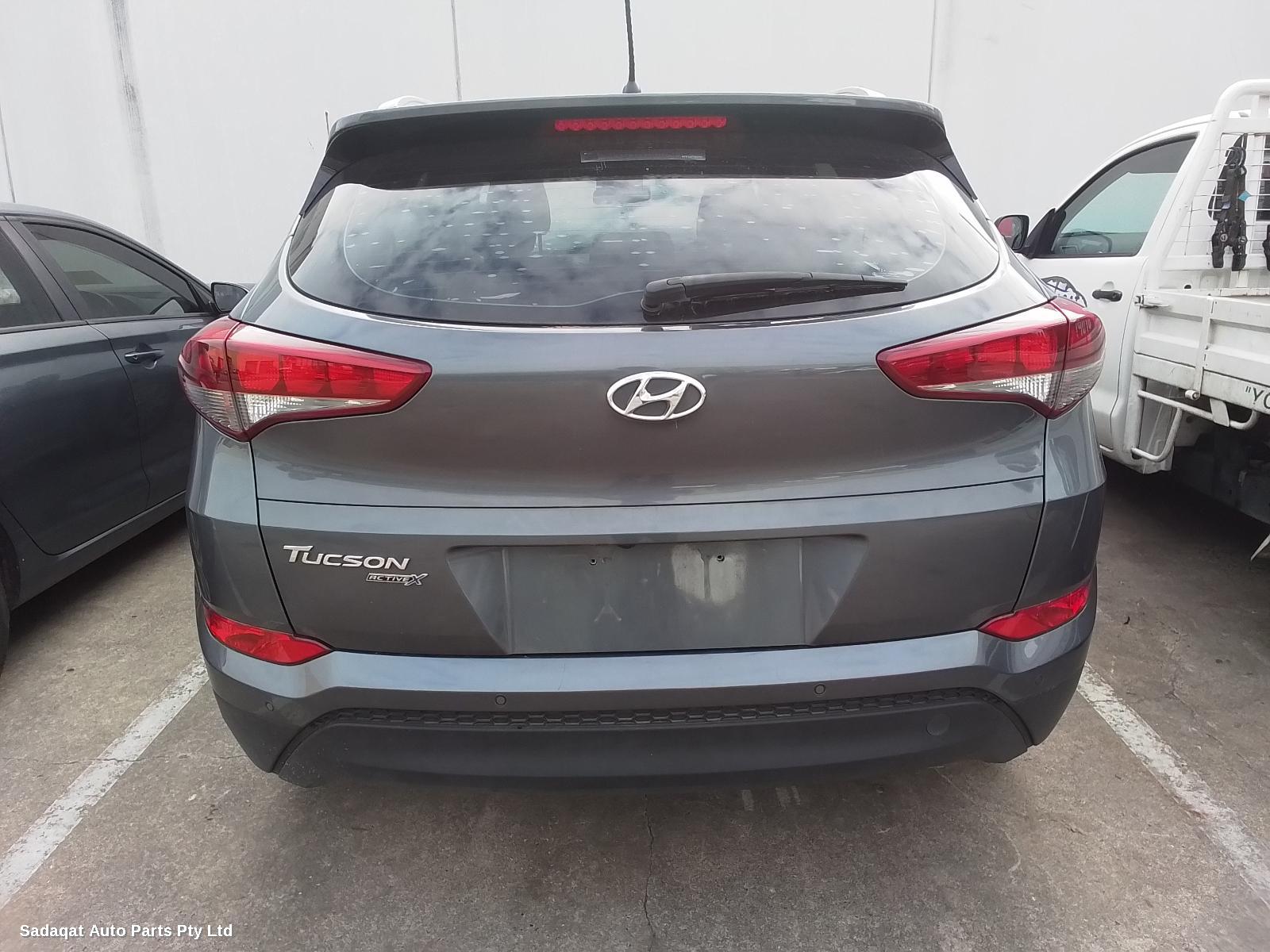 Hyundai Tucson Left Rear Hub Assembly