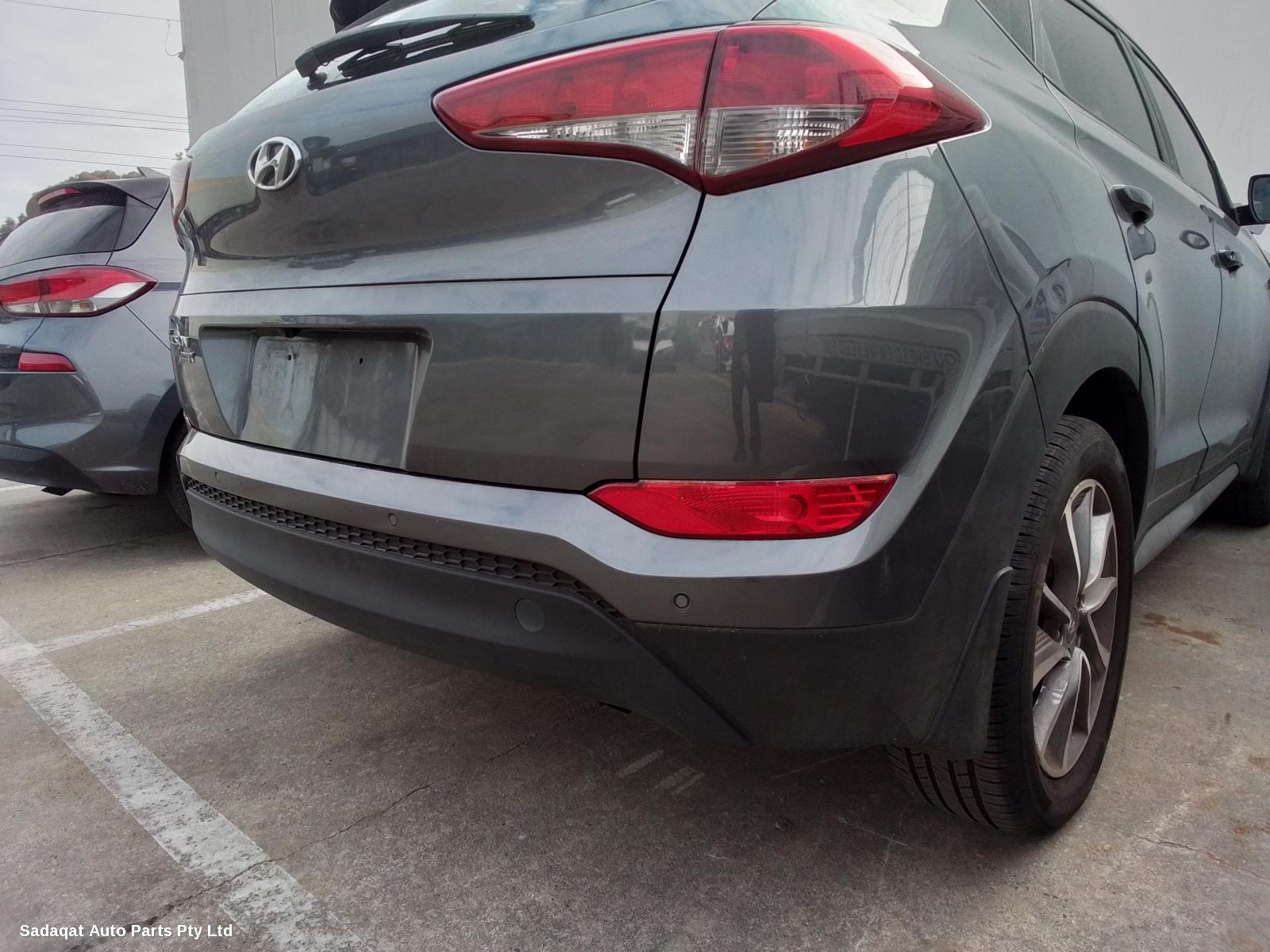 Hyundai Tucson Left Rear Hub Assembly