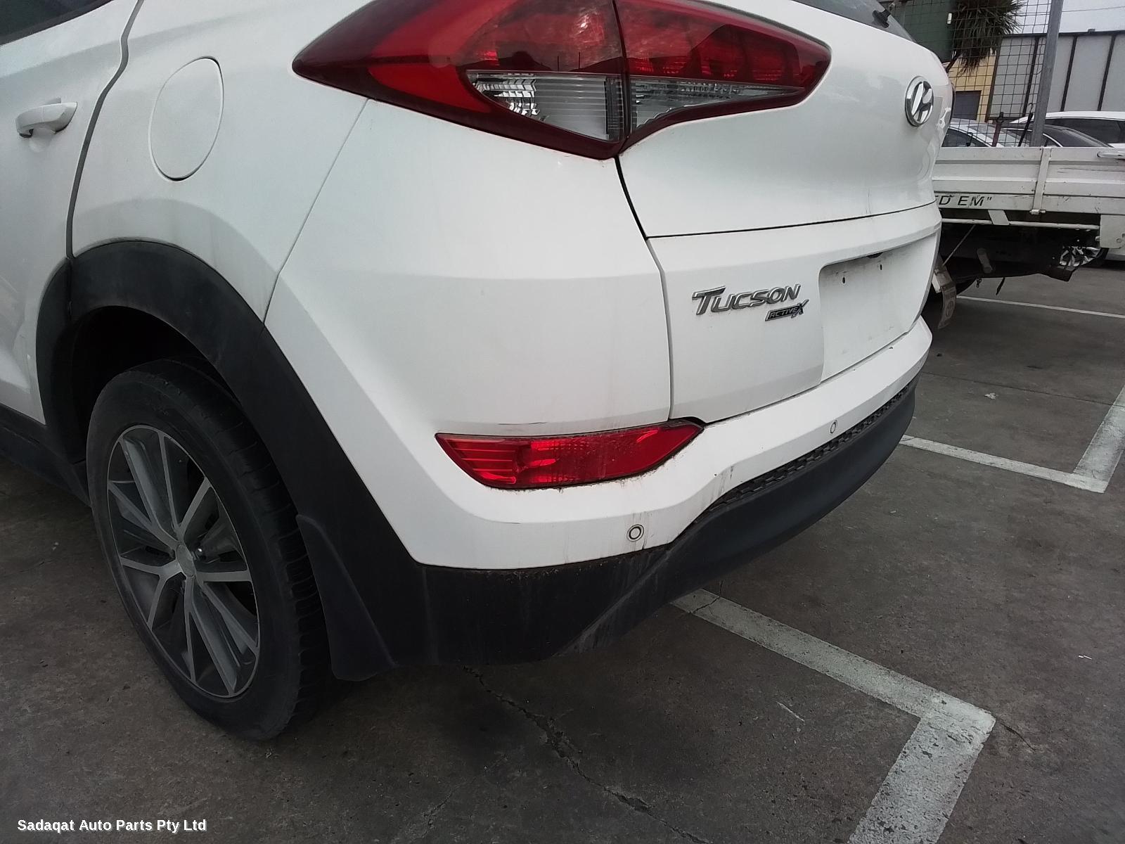 Hyundai Tucson Washer Bottle