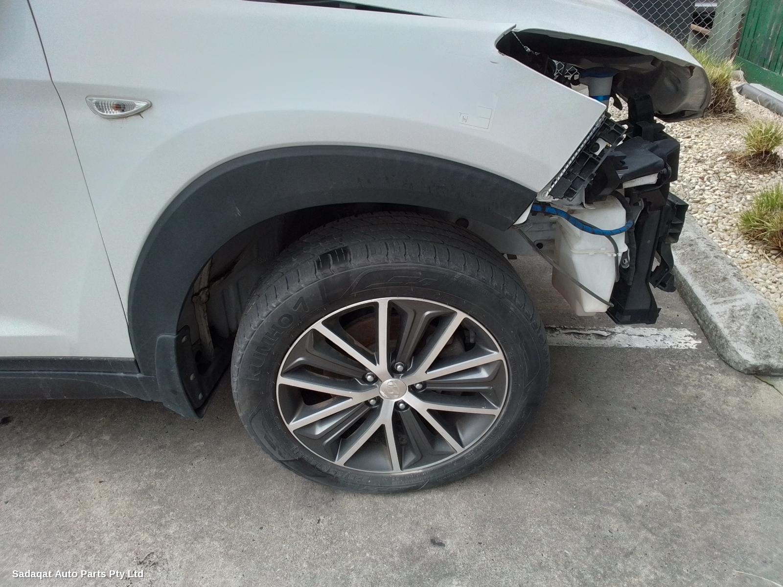 Hyundai Tucson Washer Bottle