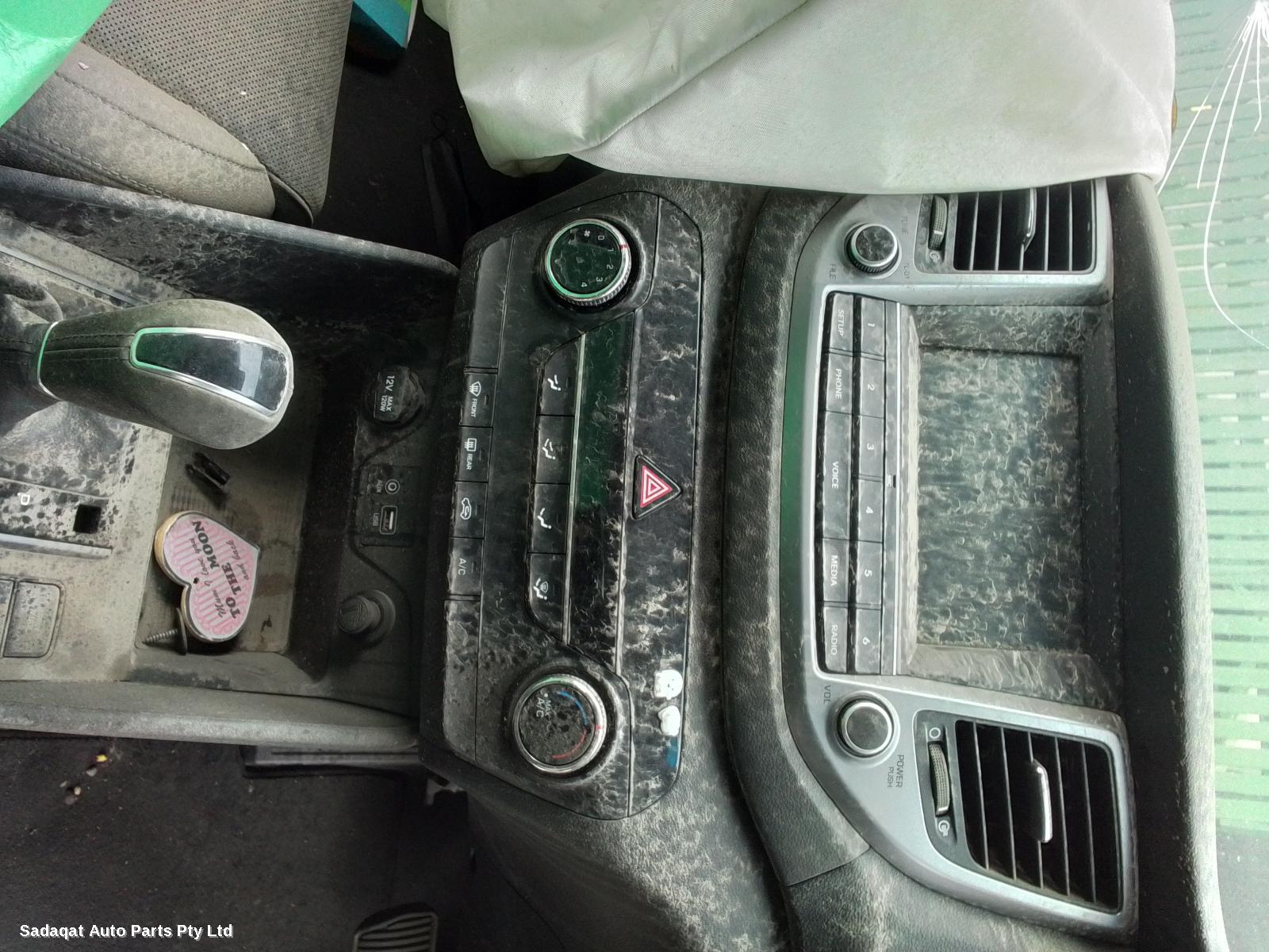 Hyundai Tucson Washer Bottle