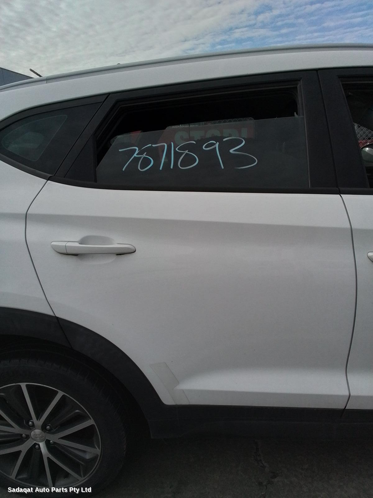 Hyundai Tucson Washer Bottle