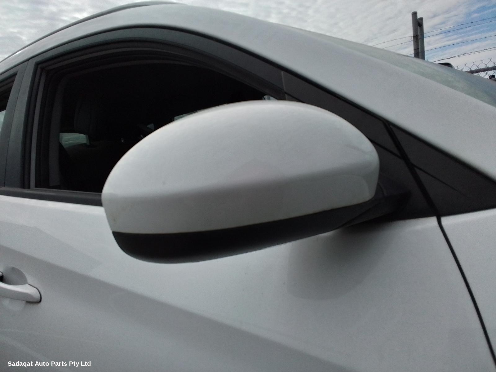 Hyundai Tucson Washer Bottle