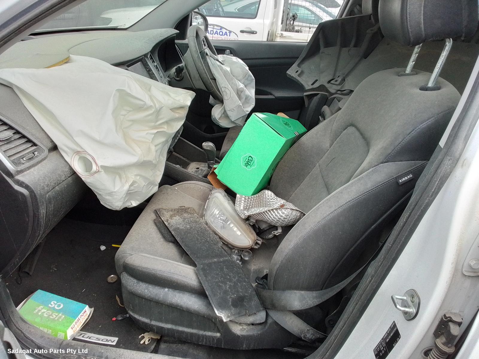 Hyundai Tucson Washer Bottle