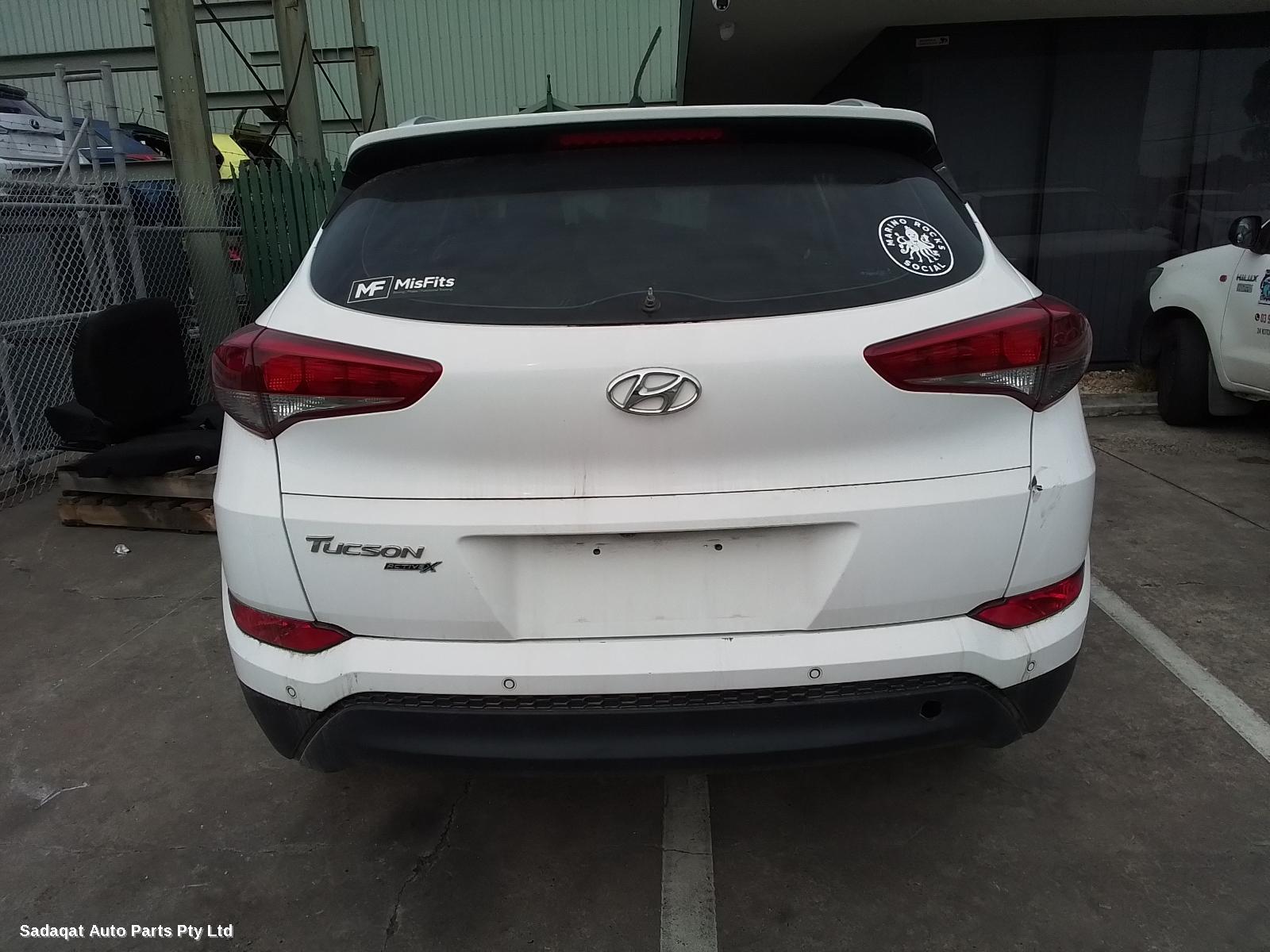 Hyundai Tucson Washer Bottle