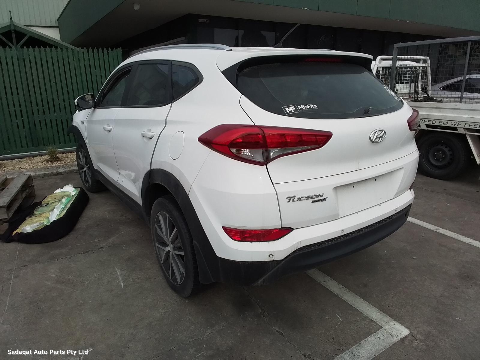 Hyundai Tucson Washer Bottle