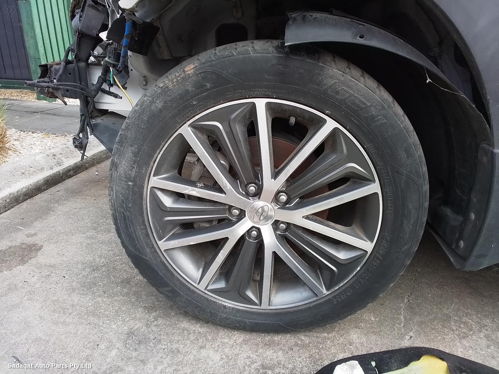 Hyundai Tucson Washer Bottle