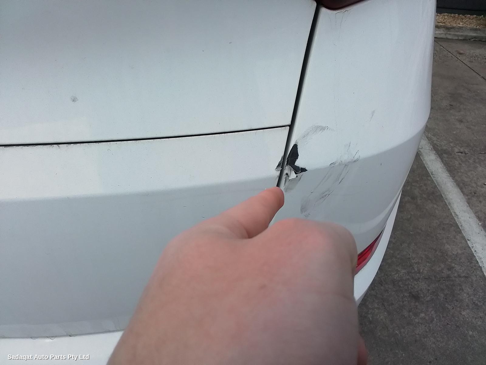 Hyundai Tucson Washer Bottle