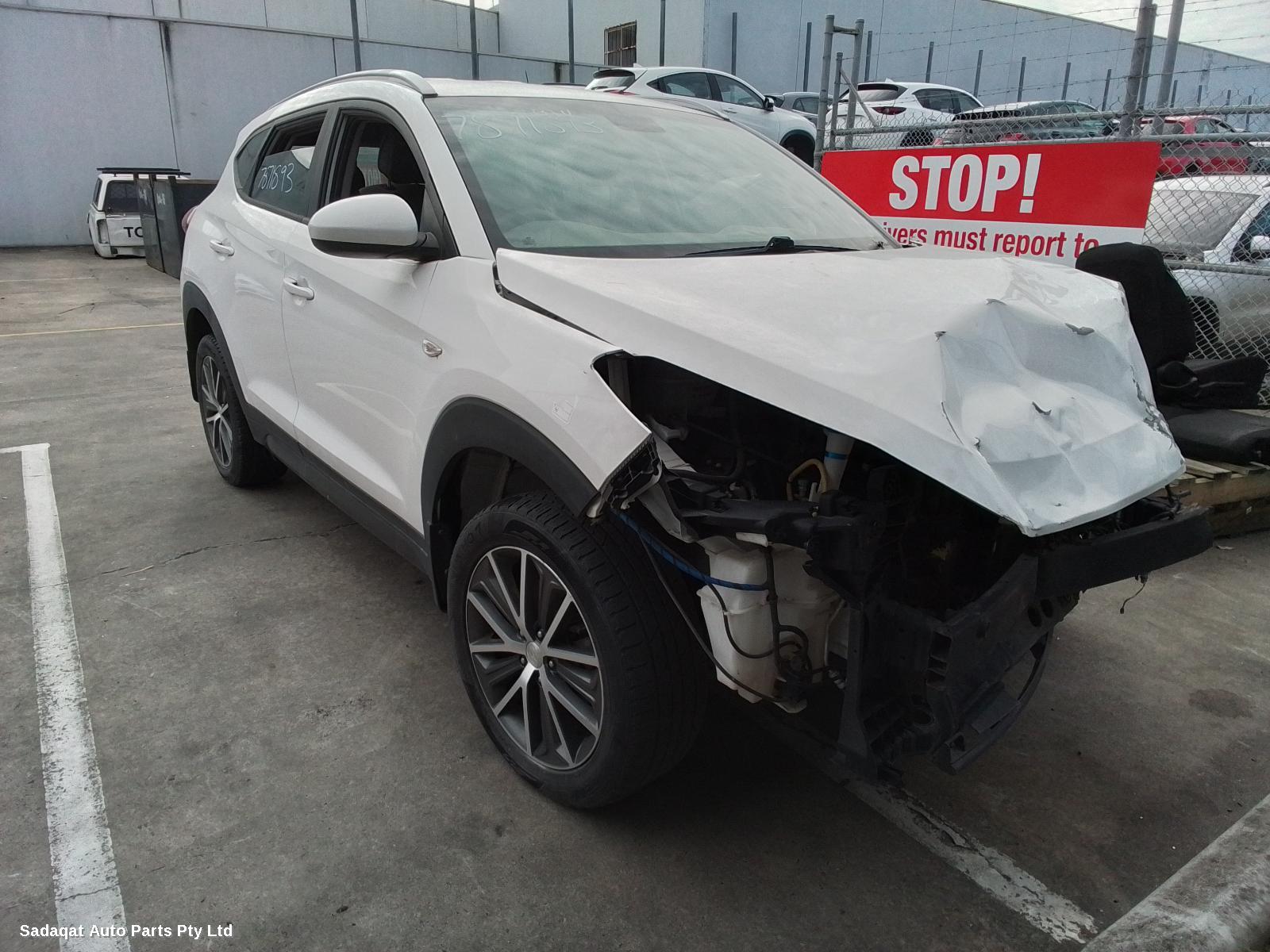 Hyundai Tucson Washer Bottle