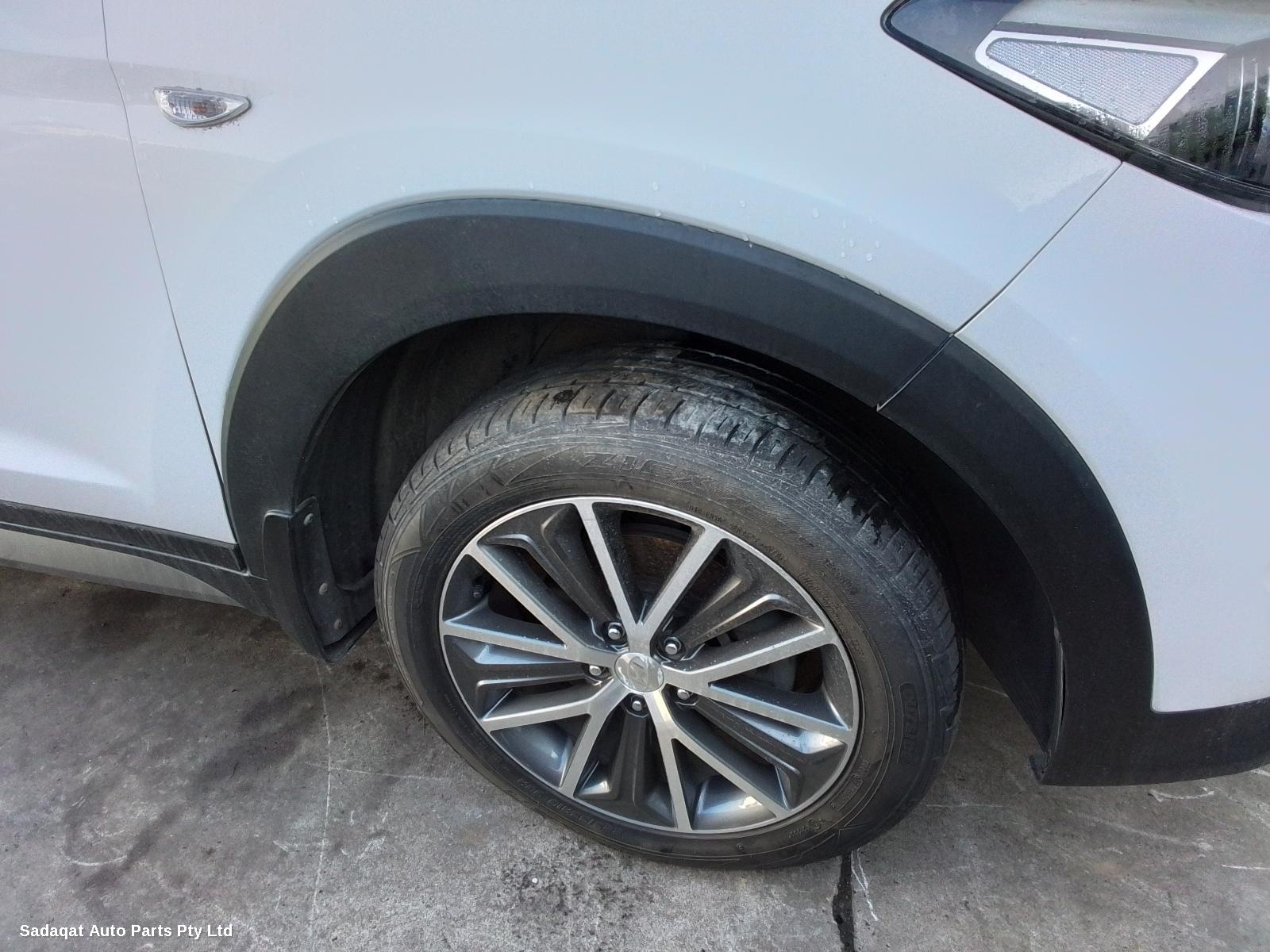 Hyundai Tucson Left Door Mirror