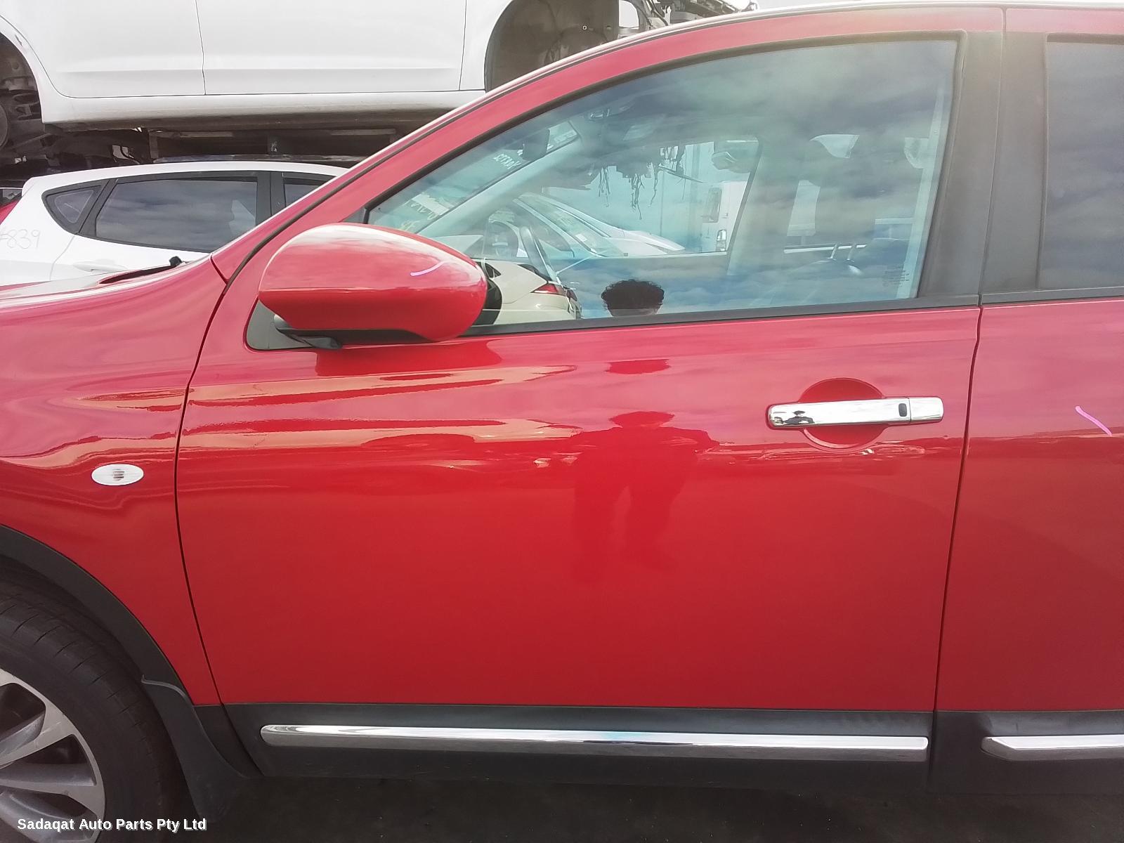 Nissan Dualis Hatch Strut