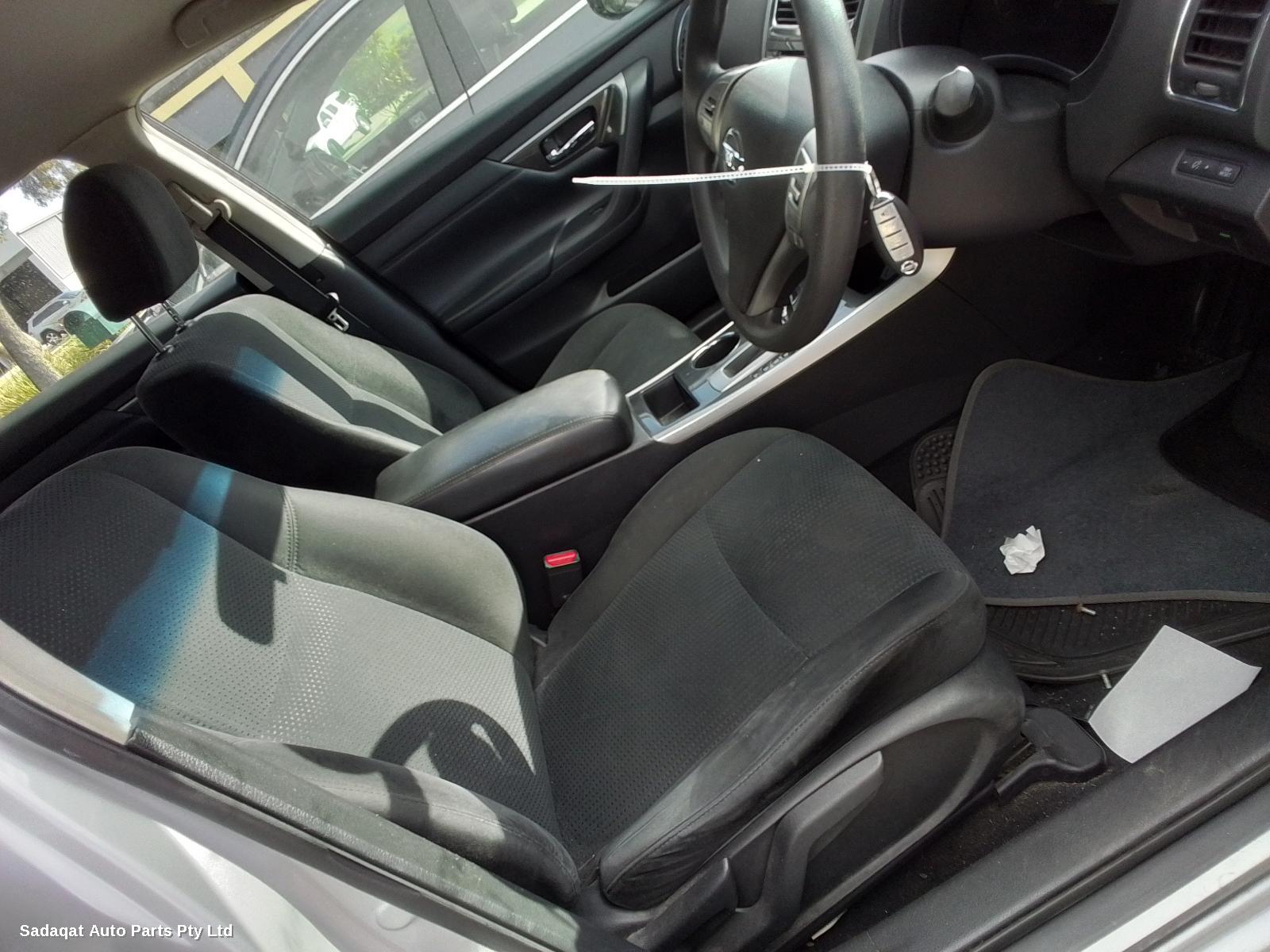 Nissan Altima F/bar Reinforc/brack