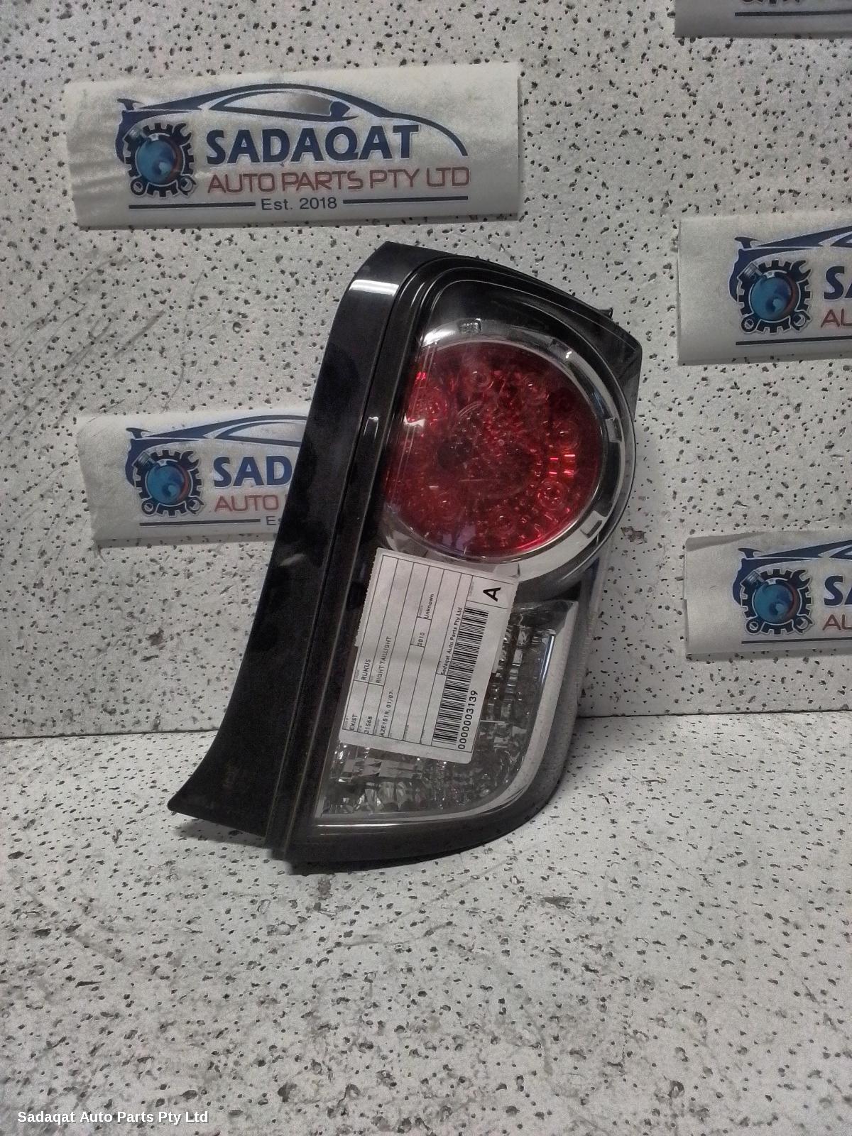 Toyota Rukus Right Taillight