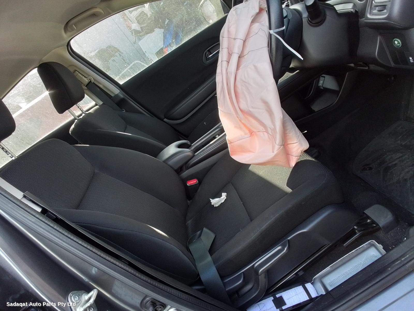 Honda Hrv Right Front Door