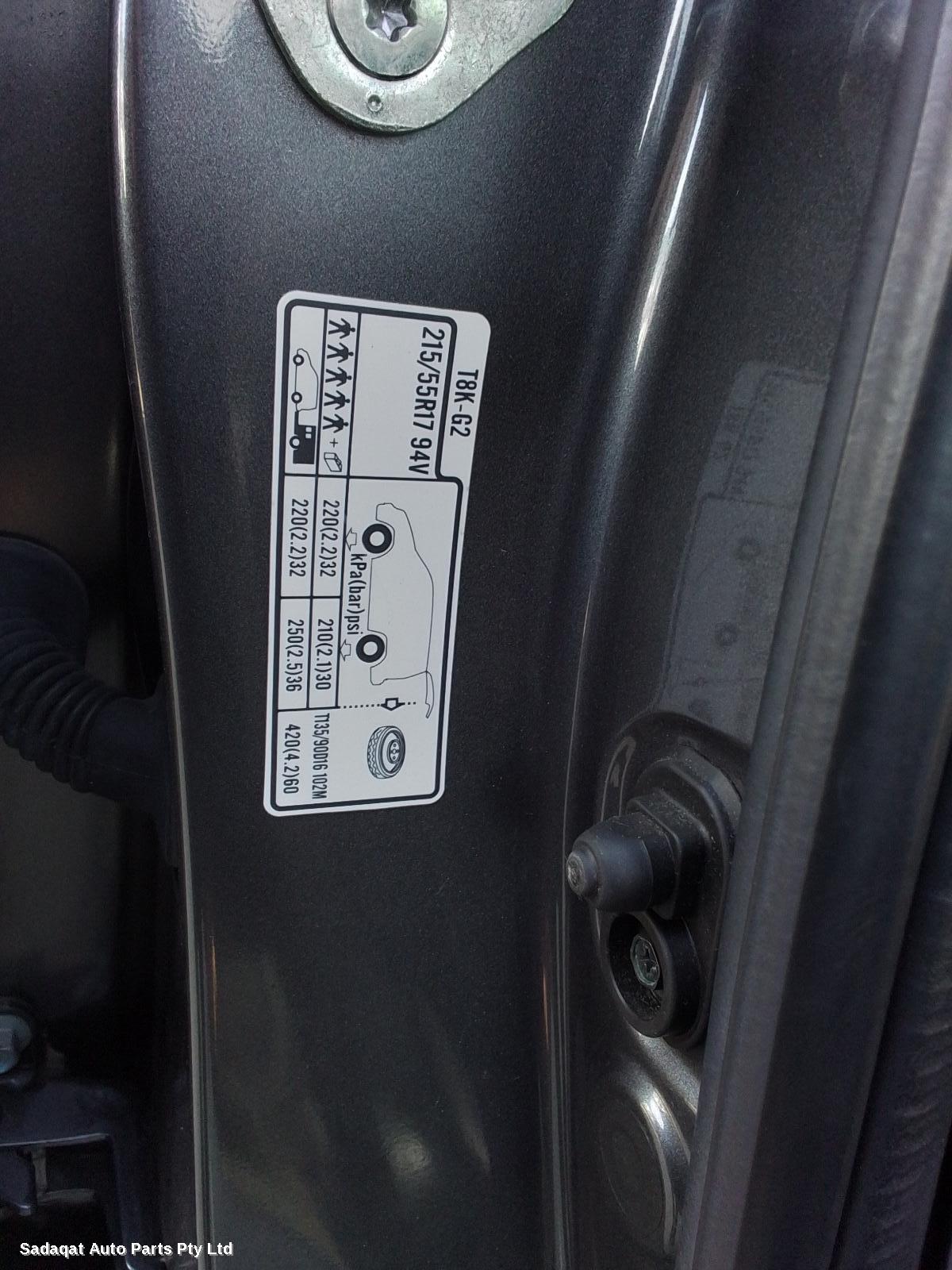 Honda Hrv Right Front Door