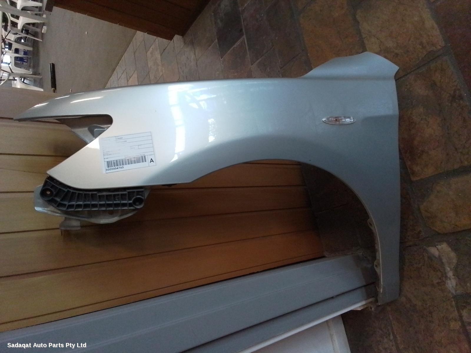 Toyota Camry Left Guard