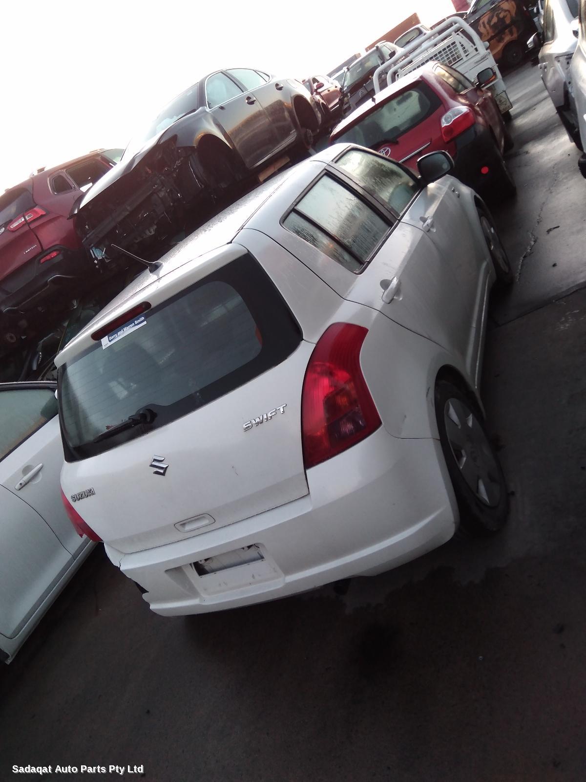 Suzuki Swift Left Headlamp