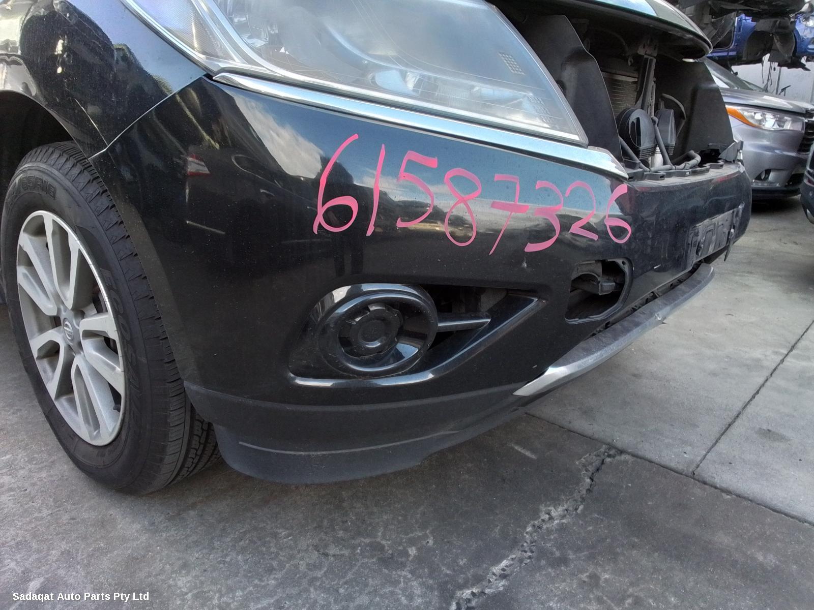 Nissan Pathfinder Right Guard Liner