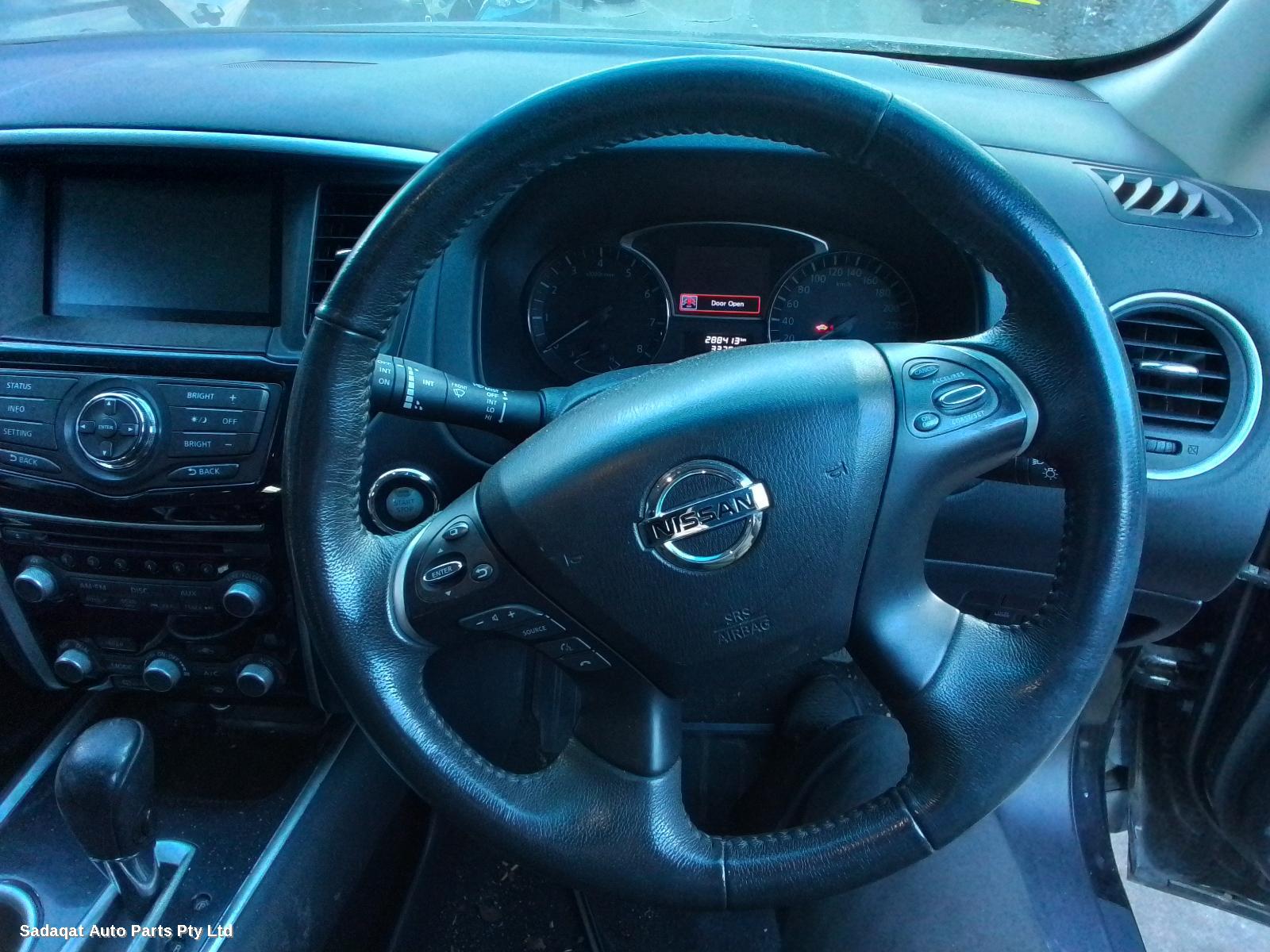 Nissan Pathfinder Right Guard Liner