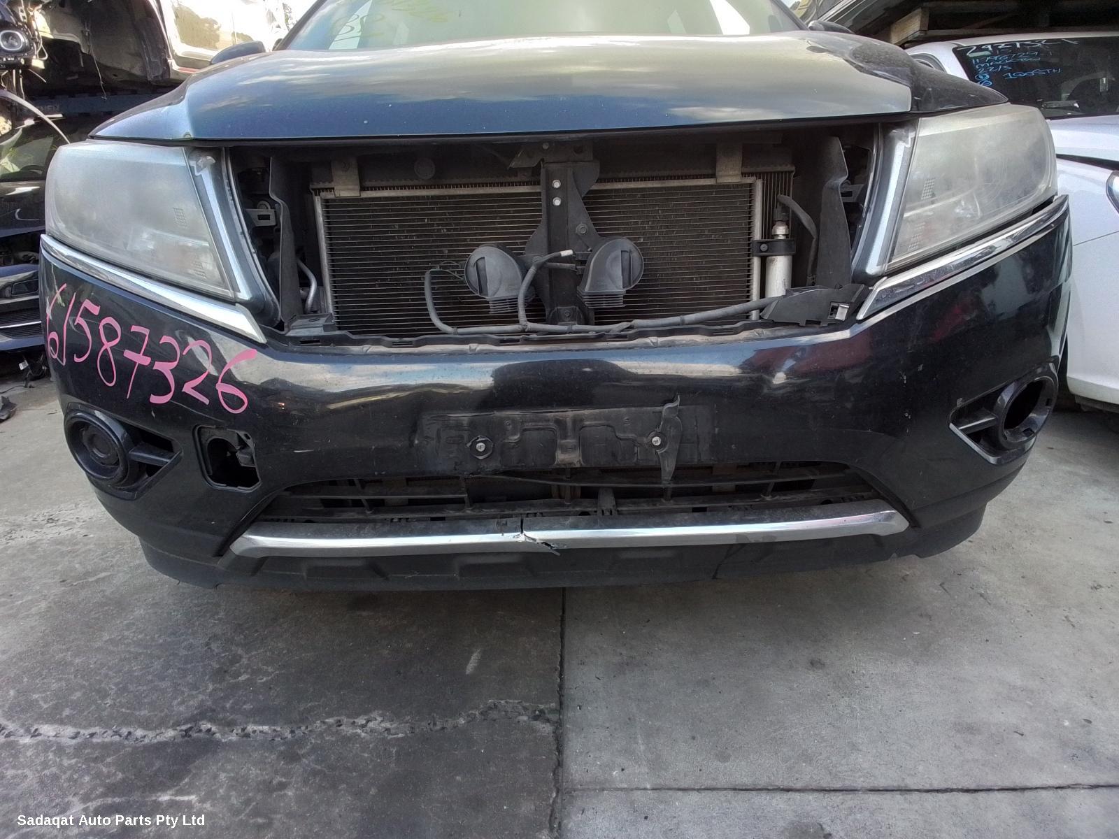 Nissan Pathfinder Right Guard Liner