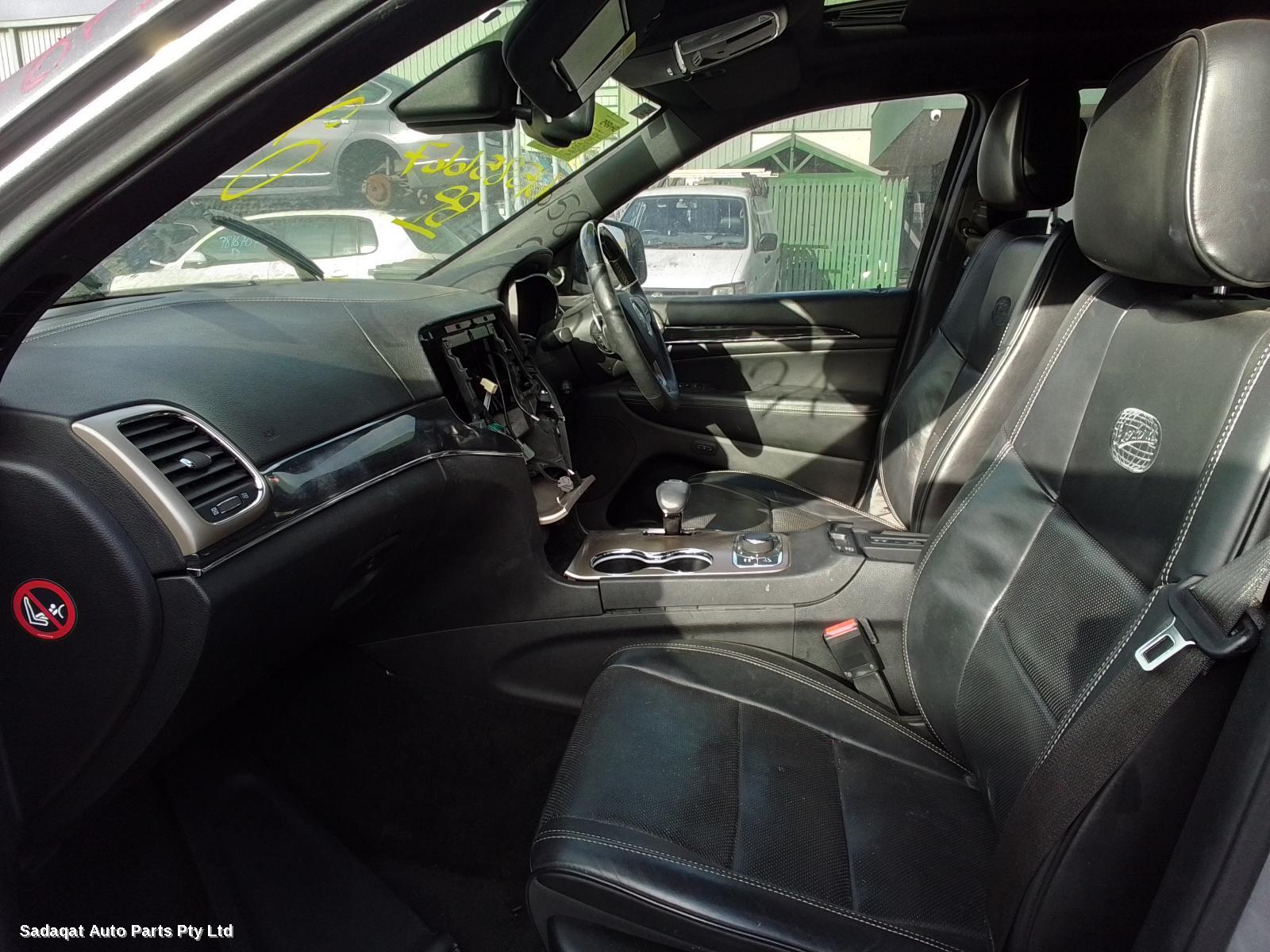 Jeep Grandcherokee Right Front Door