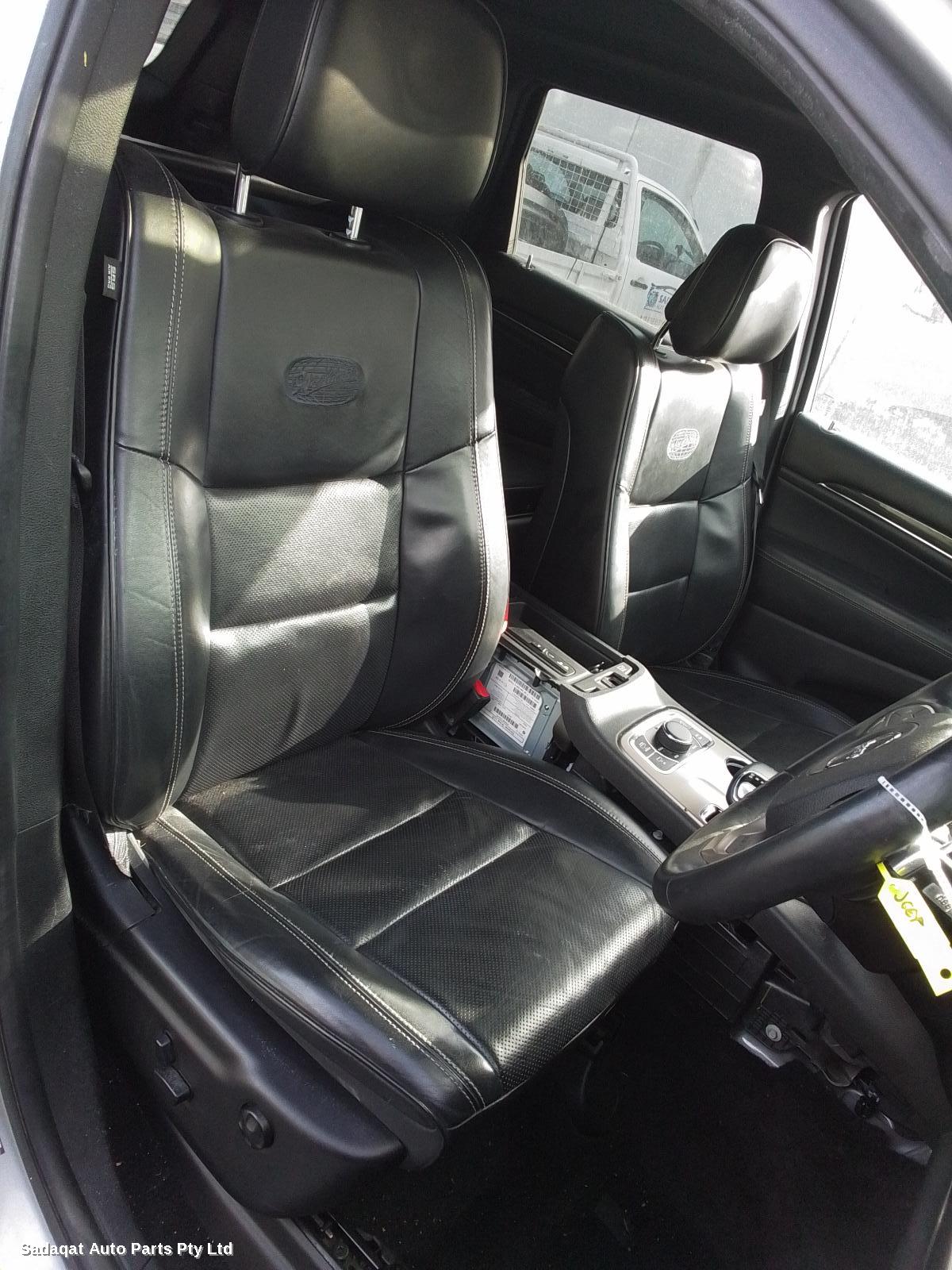 Jeep Grandcherokee Right Front Door